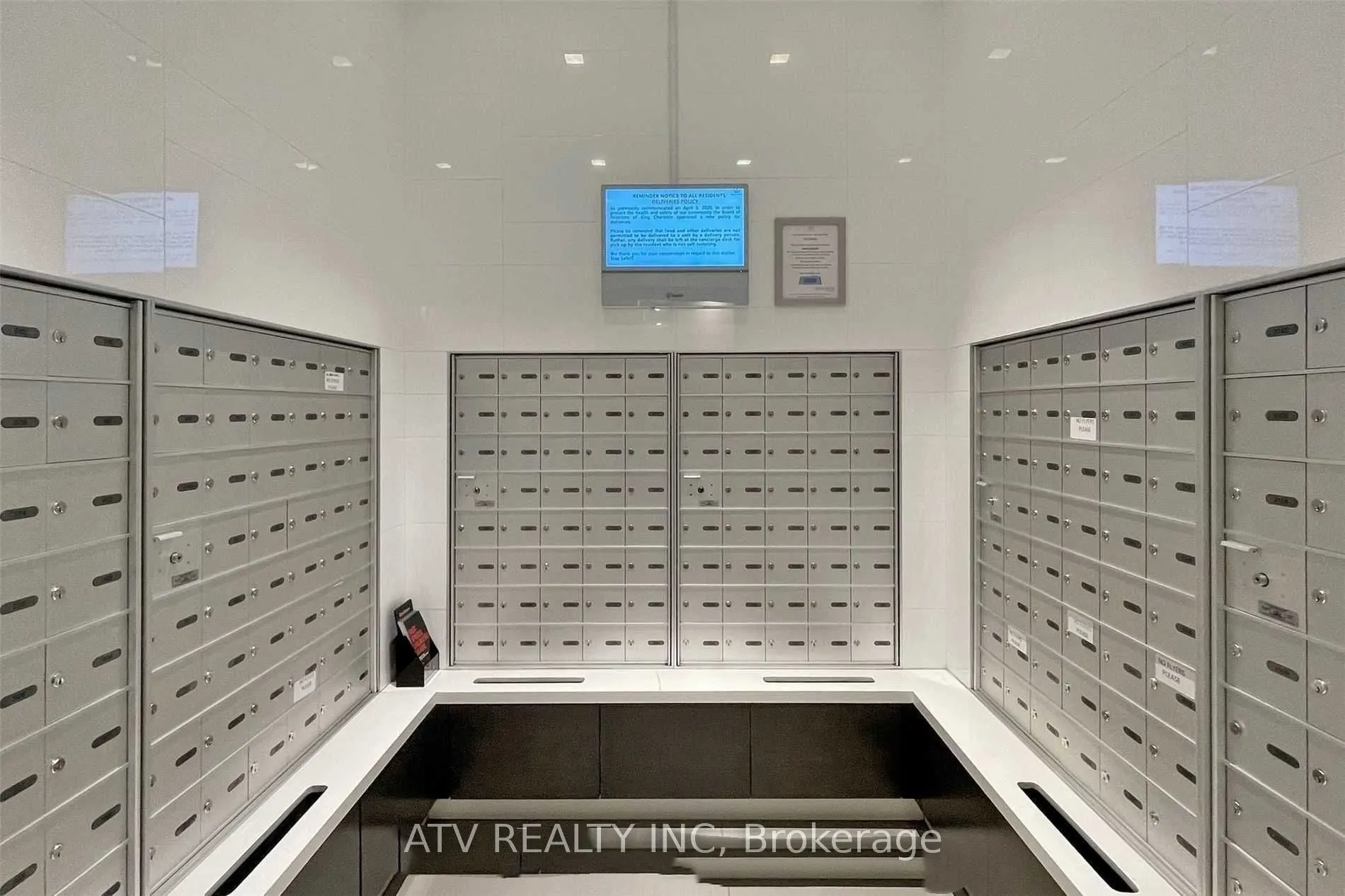 11 Charlotte Street, #1504