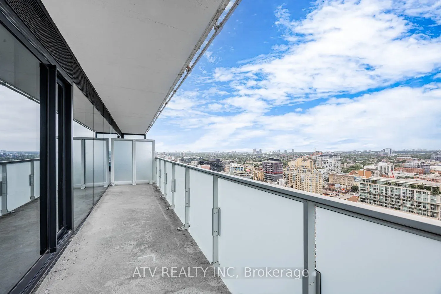 11 Charlotte Street, #1504