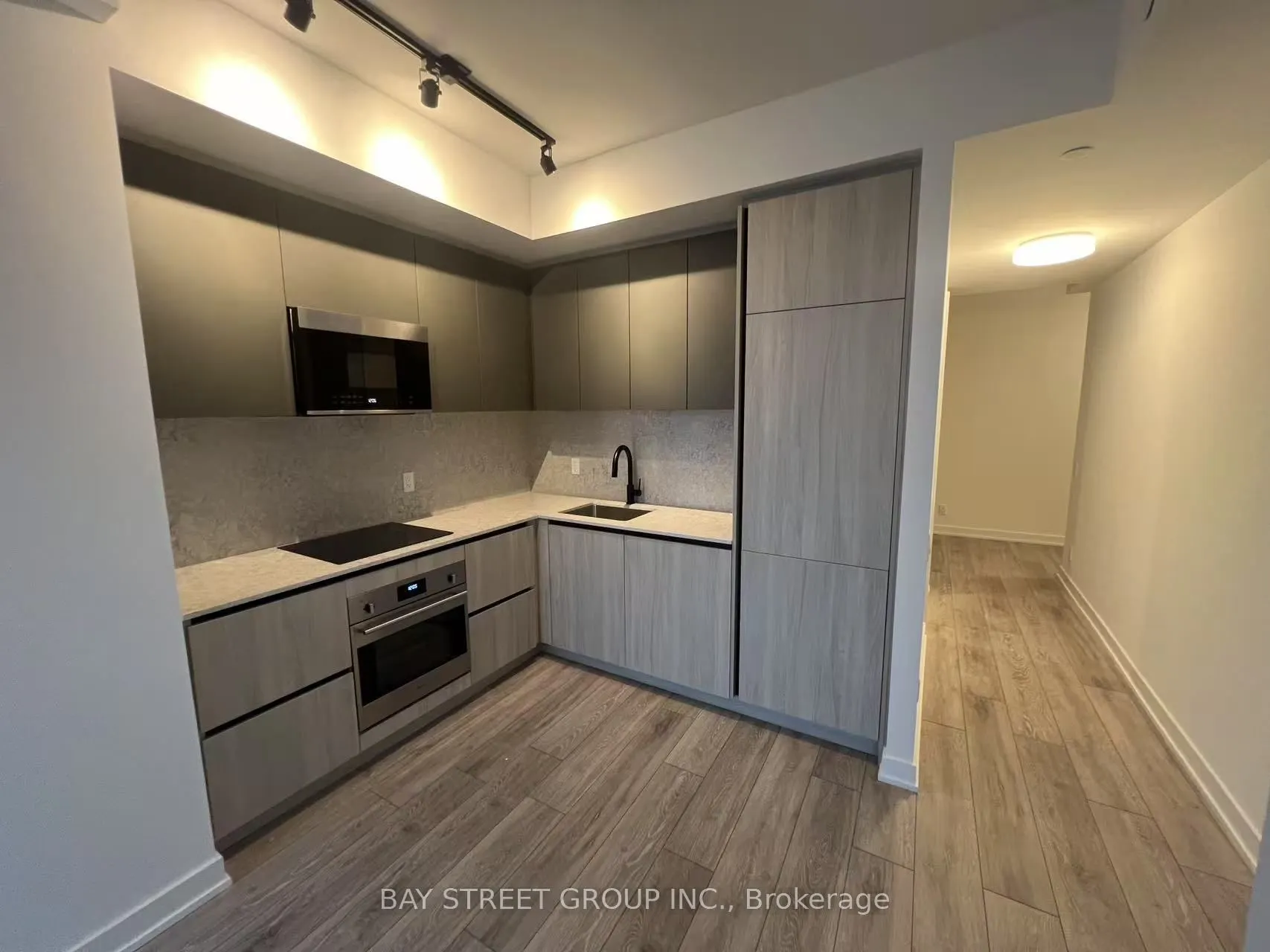 108 Peter Street, #5015
