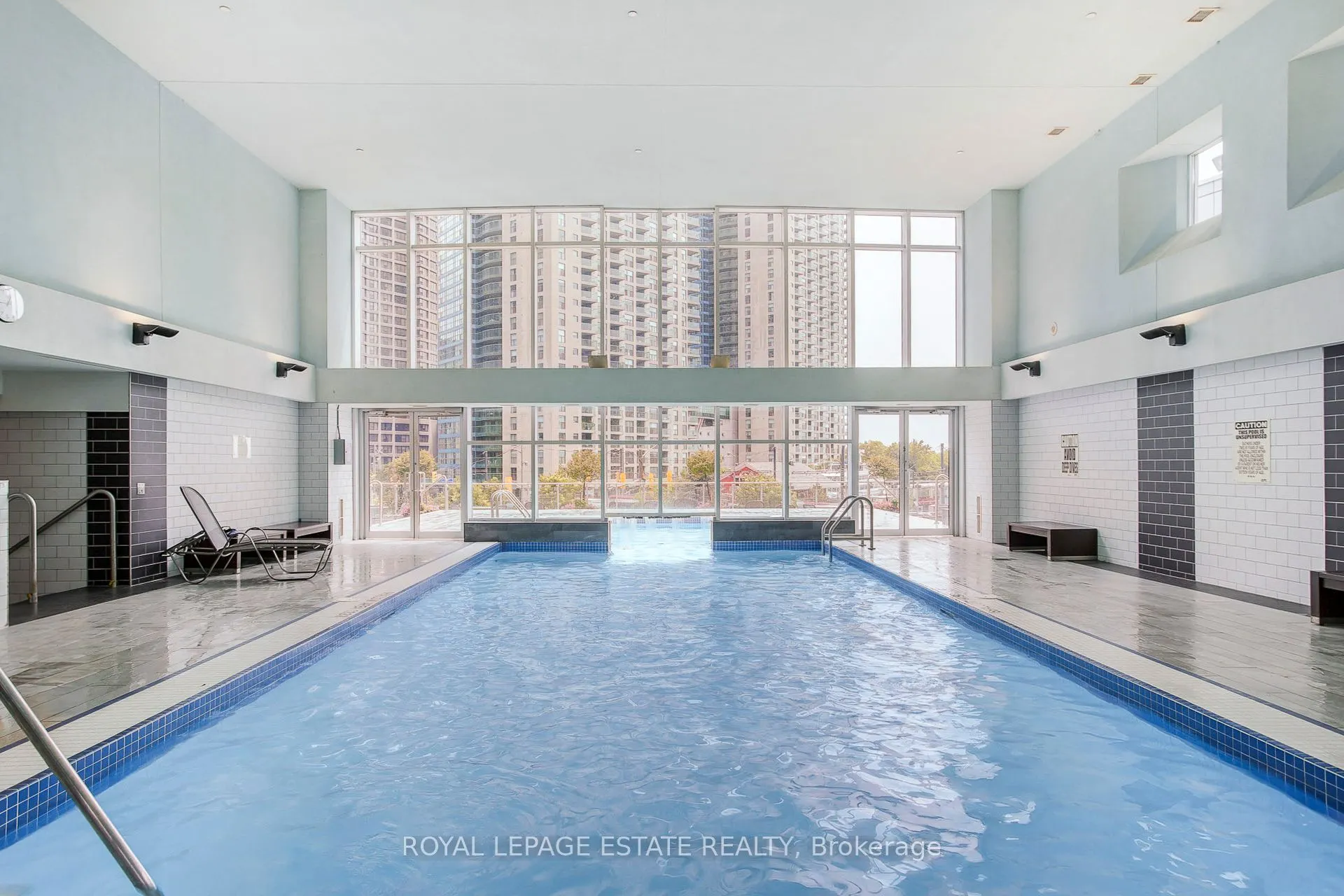218 Queens Quay W, #402