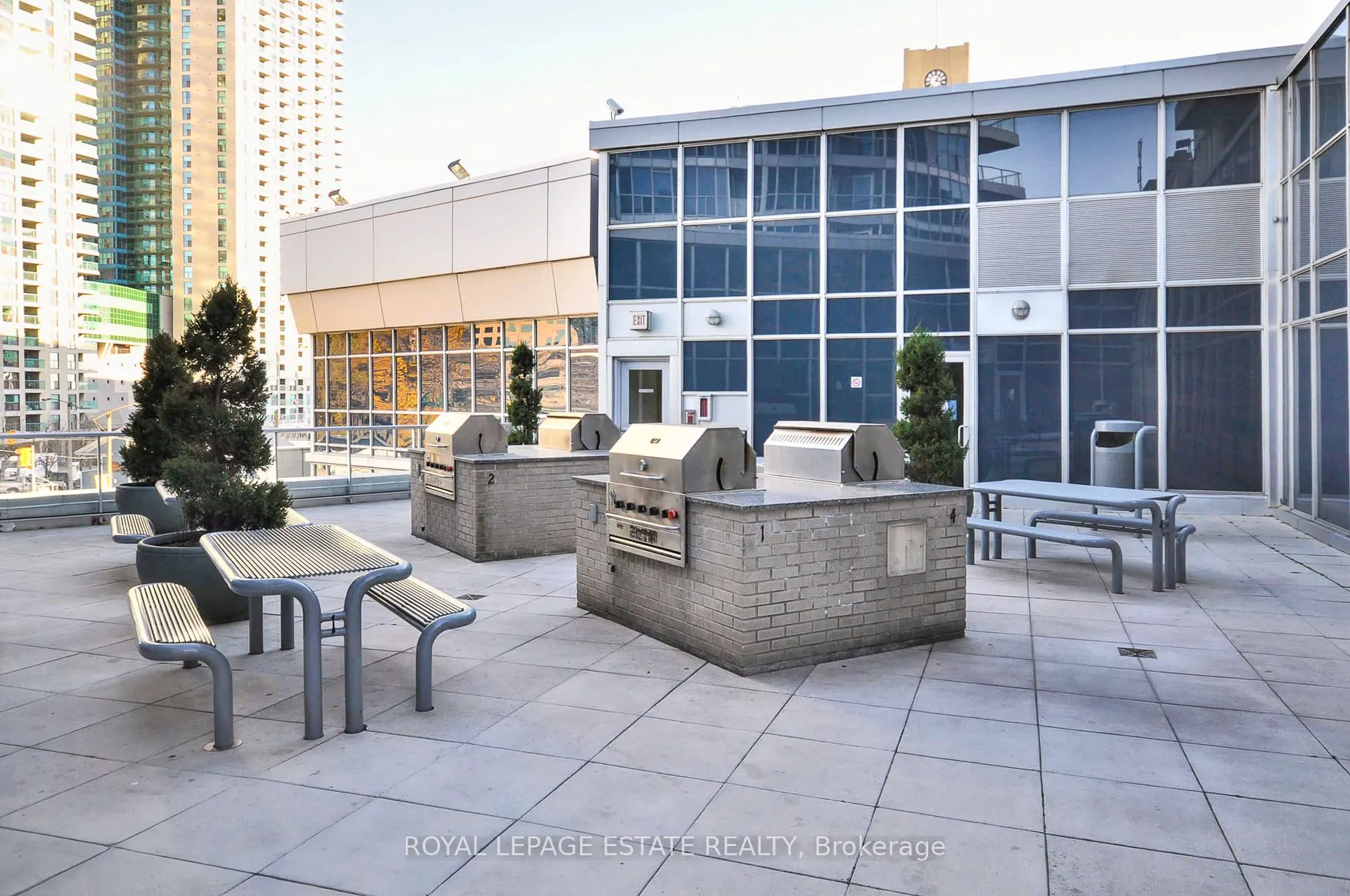 218 Queens Quay W, #402