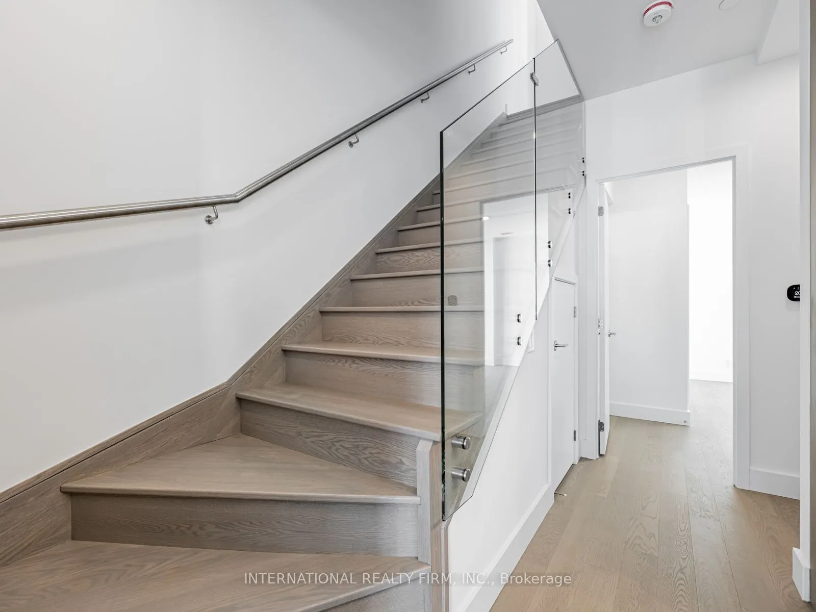 20 Dervock Crescent NW, #TH-06