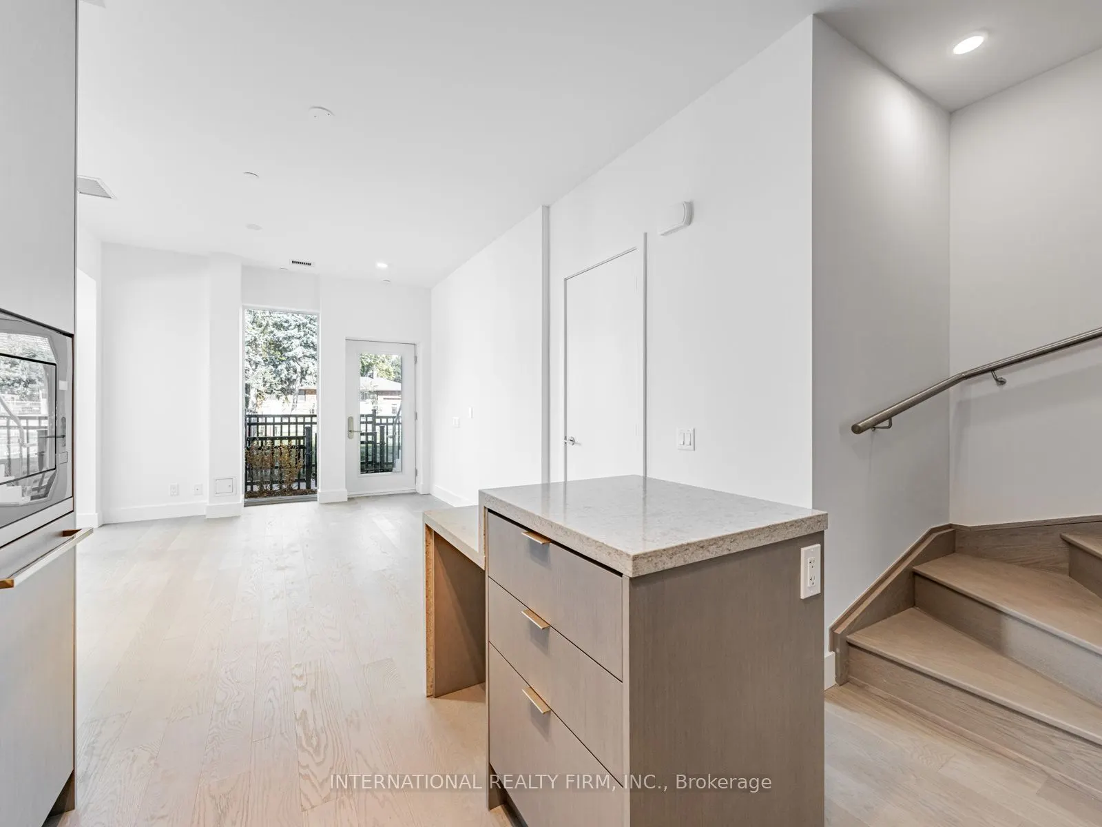 20 Dervock Crescent NW, #TH-06