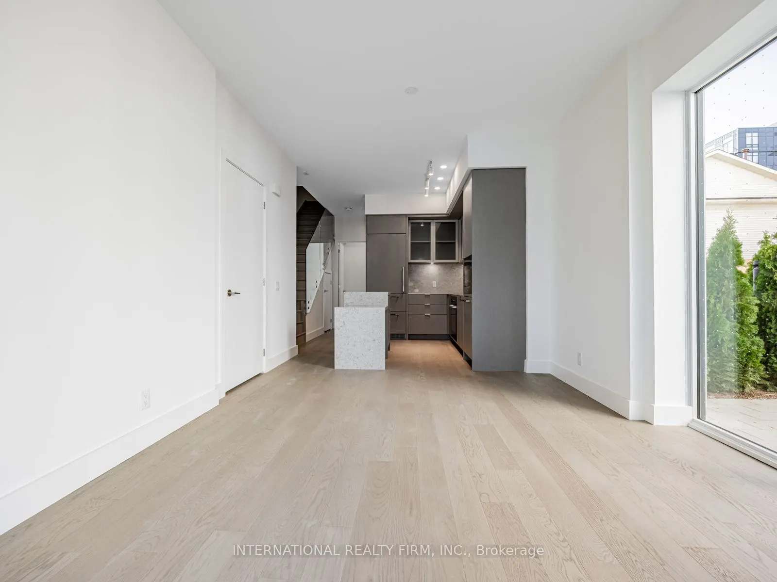 20 Dervock Crescent NW, #TH-06