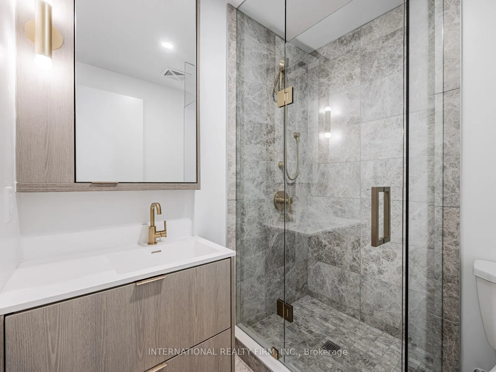 20 Dervock Crescent NW, #TH-06