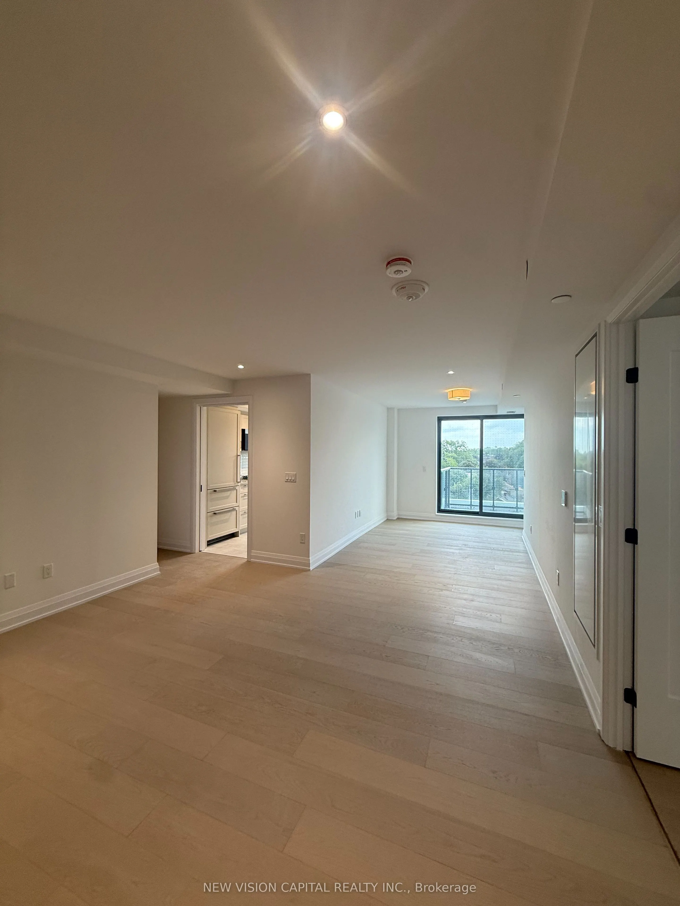 505 Glencairn Avenue, #323