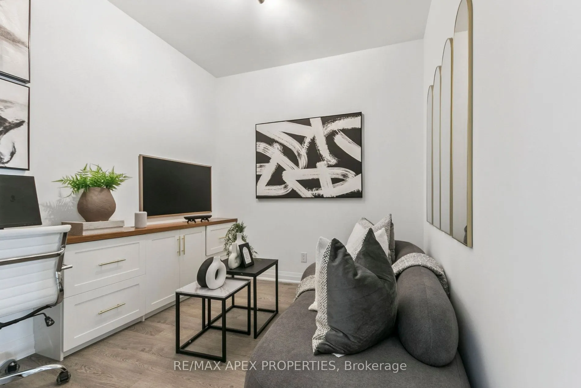 280 Howland Avenue, #317