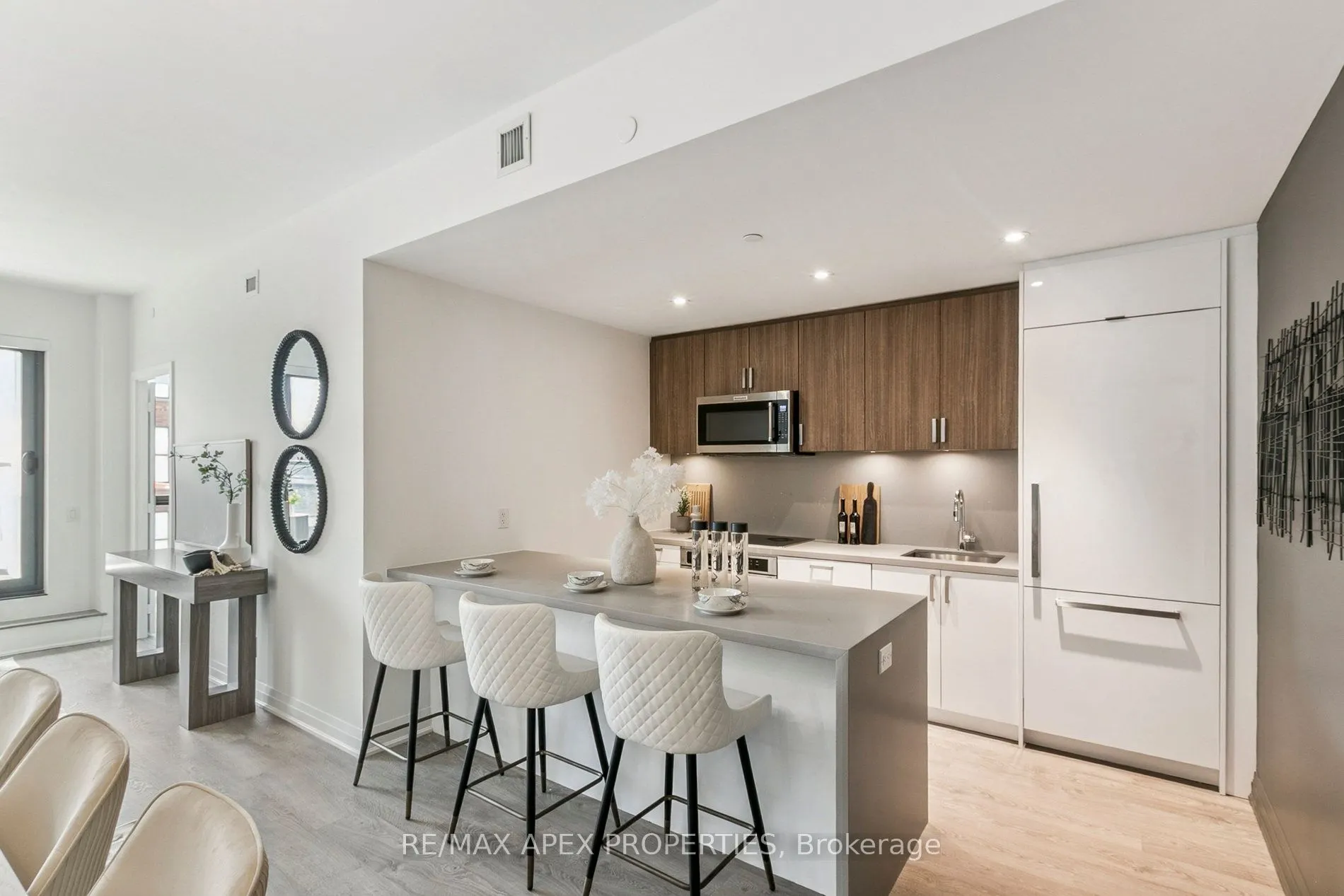280 Howland Avenue, #317