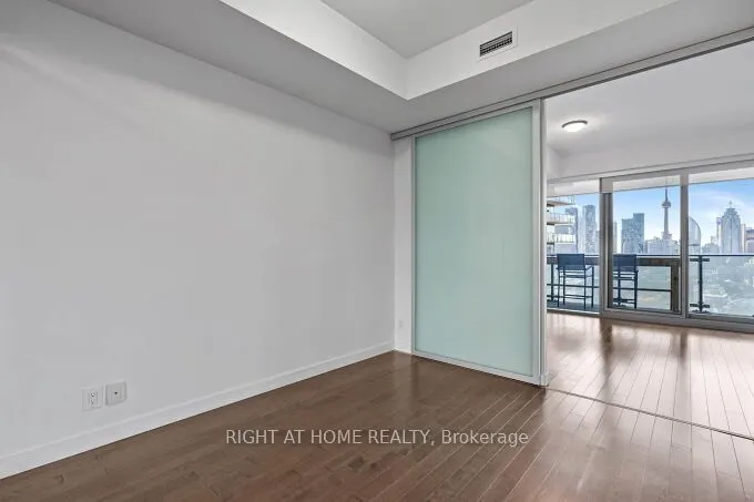 390 Cherry Street, #2501