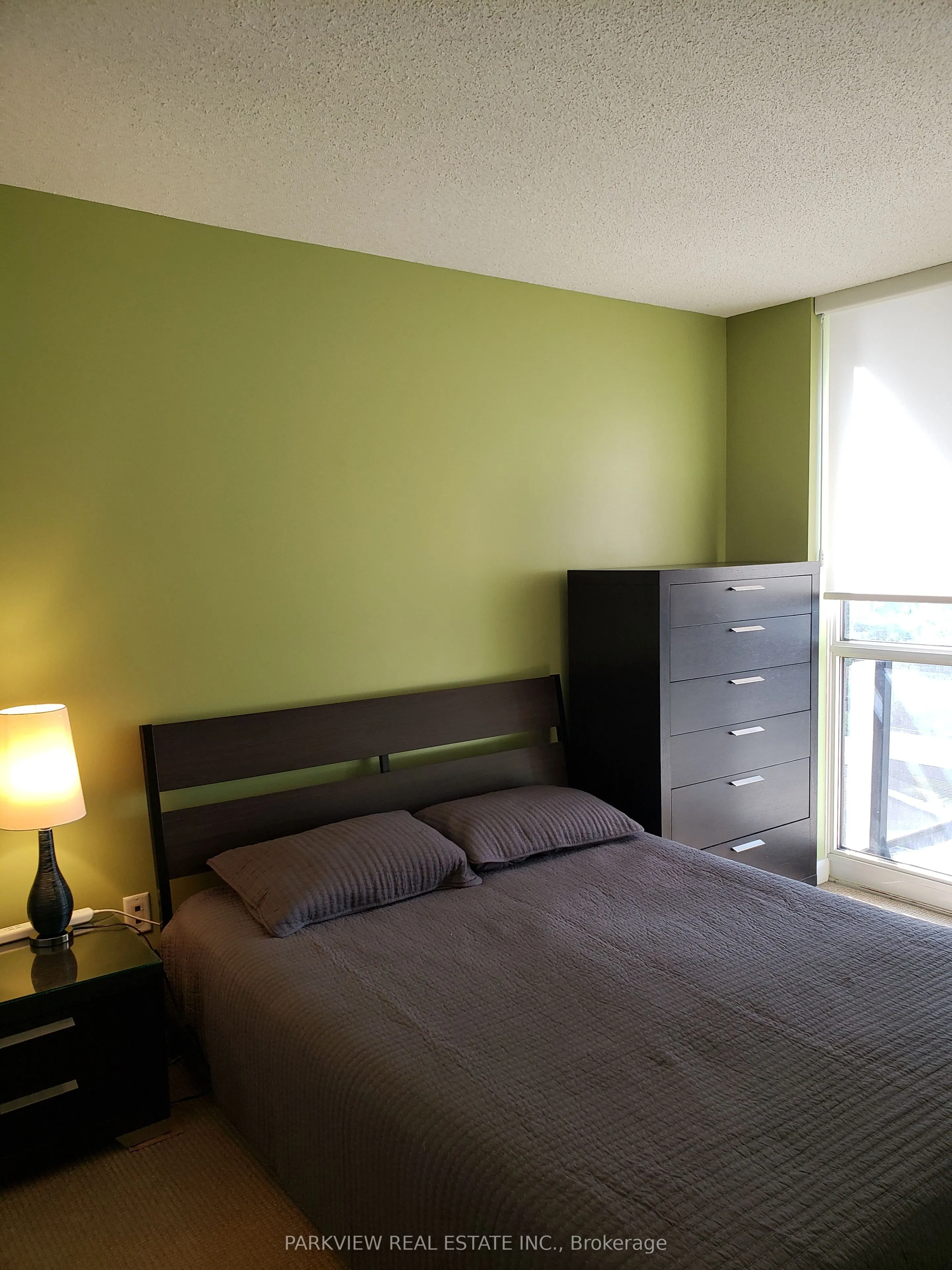 33 Sheppard Avenue E, #1006