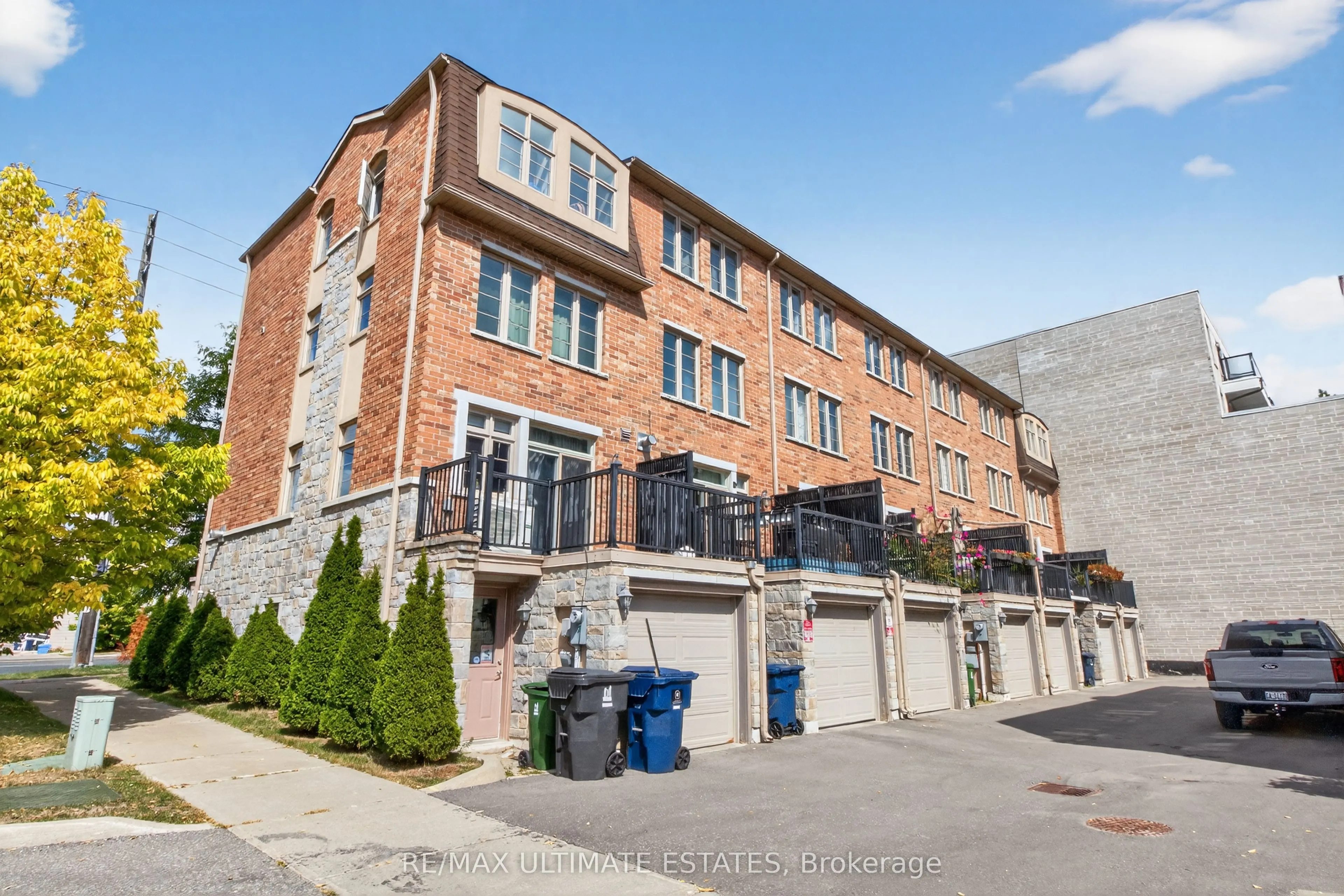 67C Finch Avenue W