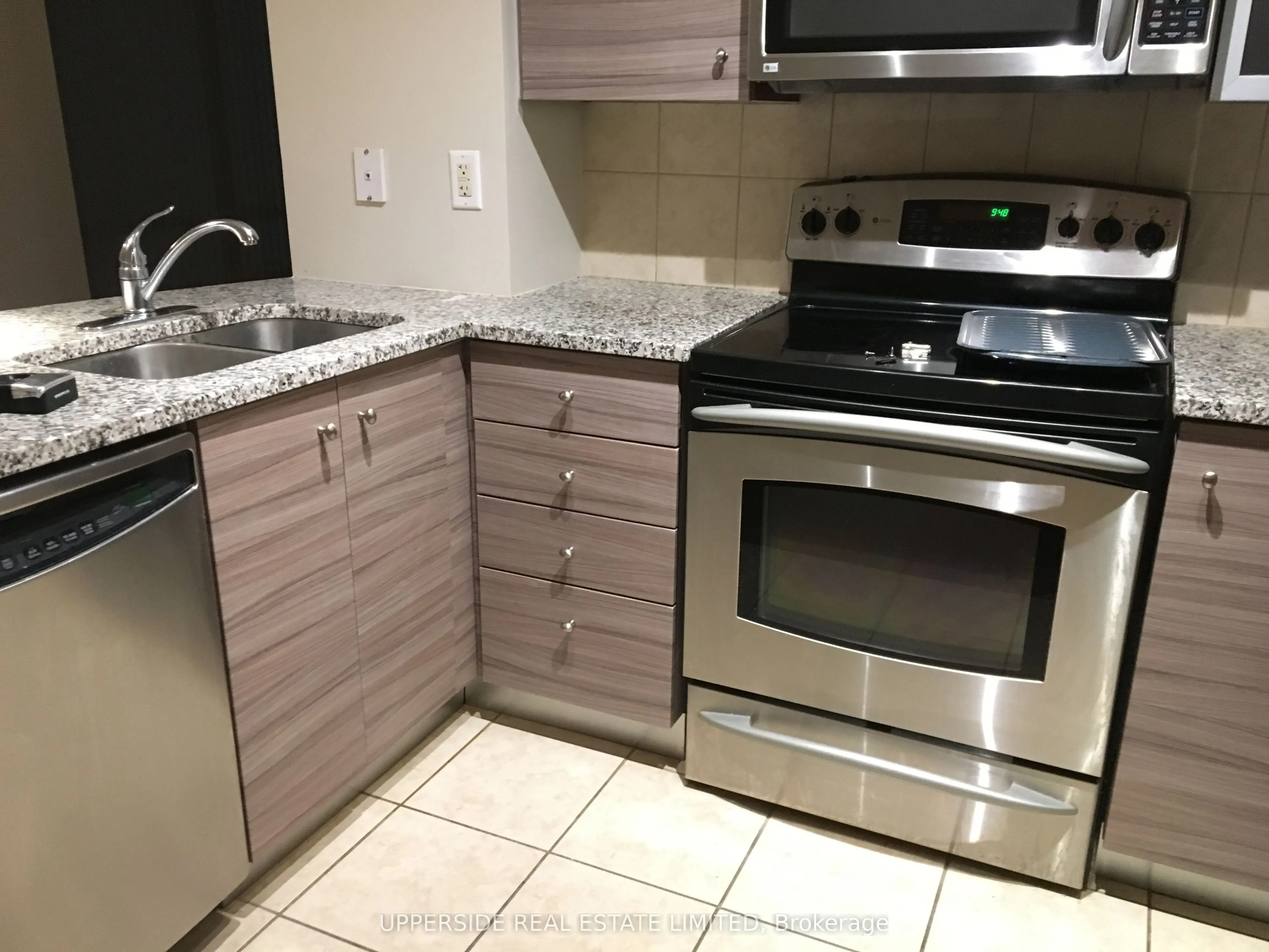 18 Yorkville Avenue, #502