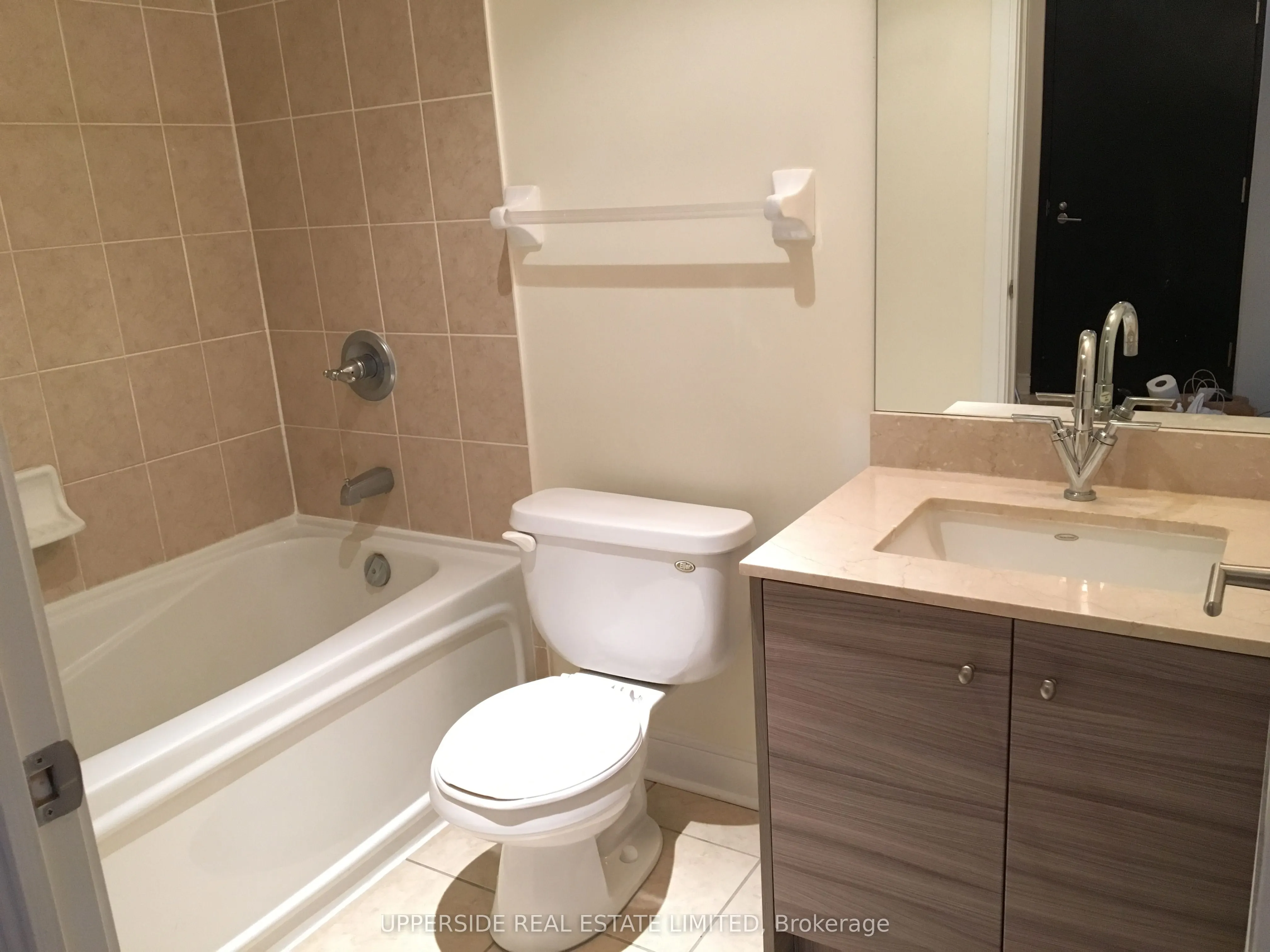 18 Yorkville Avenue, #502
