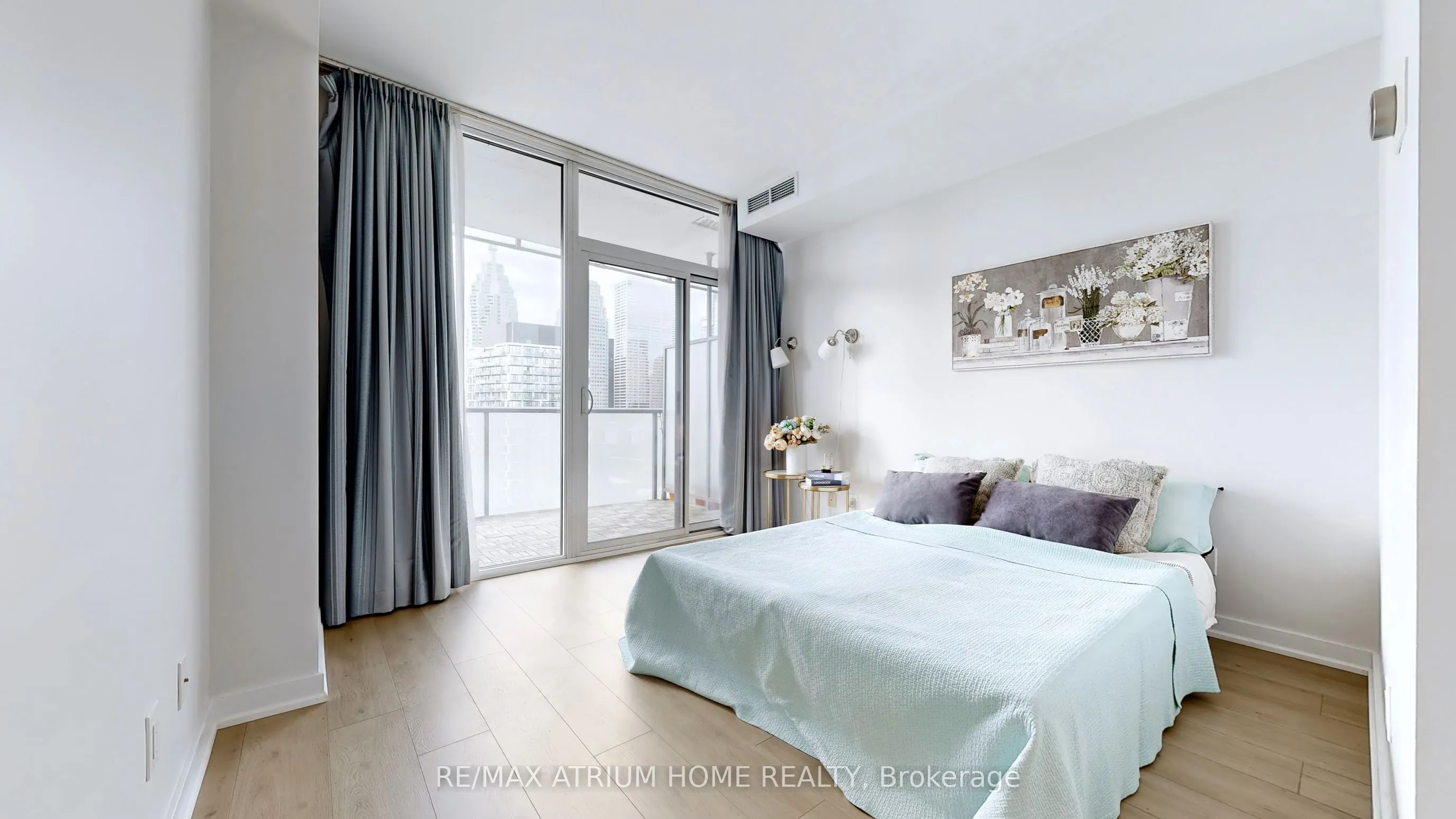 1 Market Street, #2213