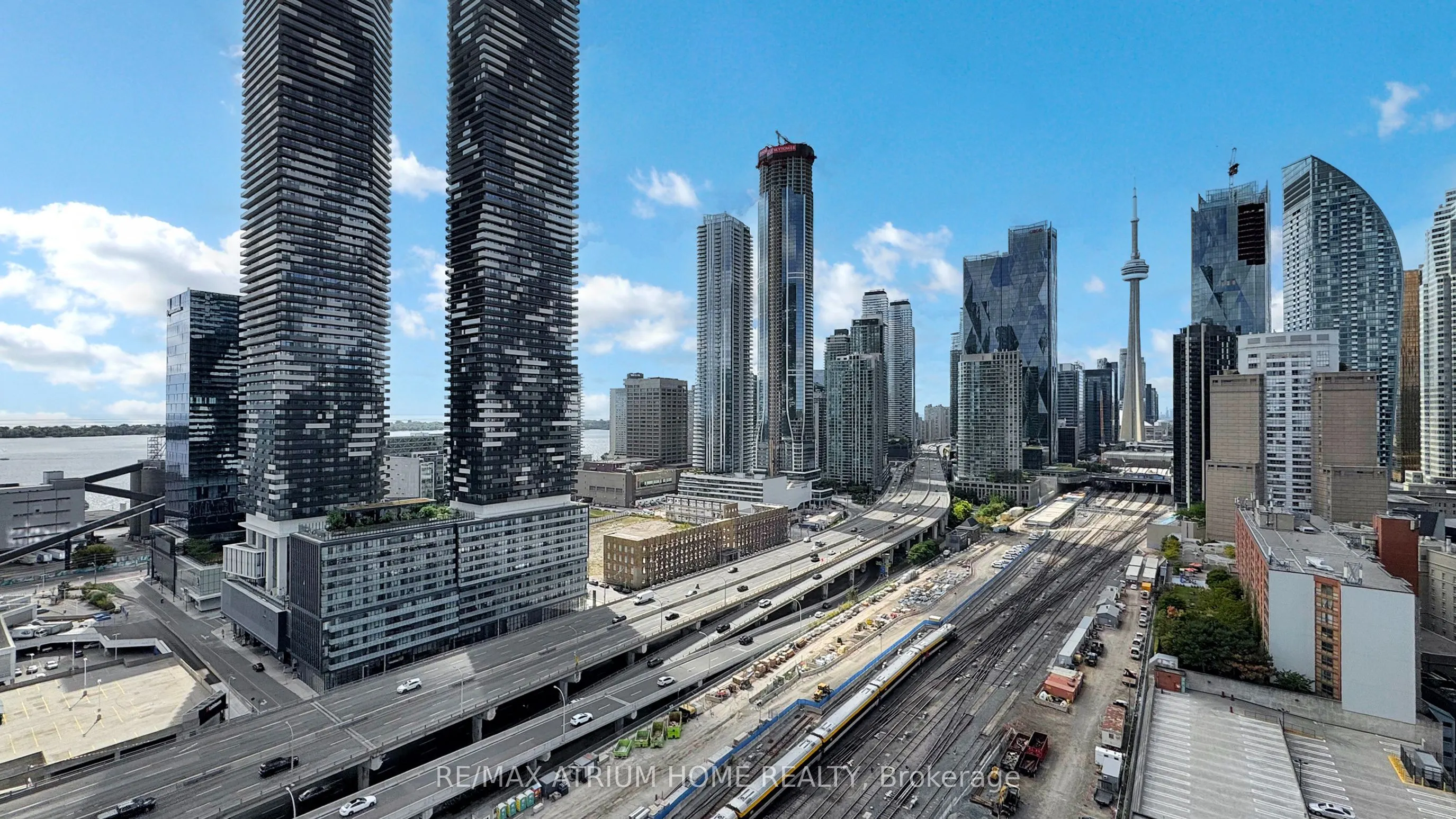 1 Market Street, #2213