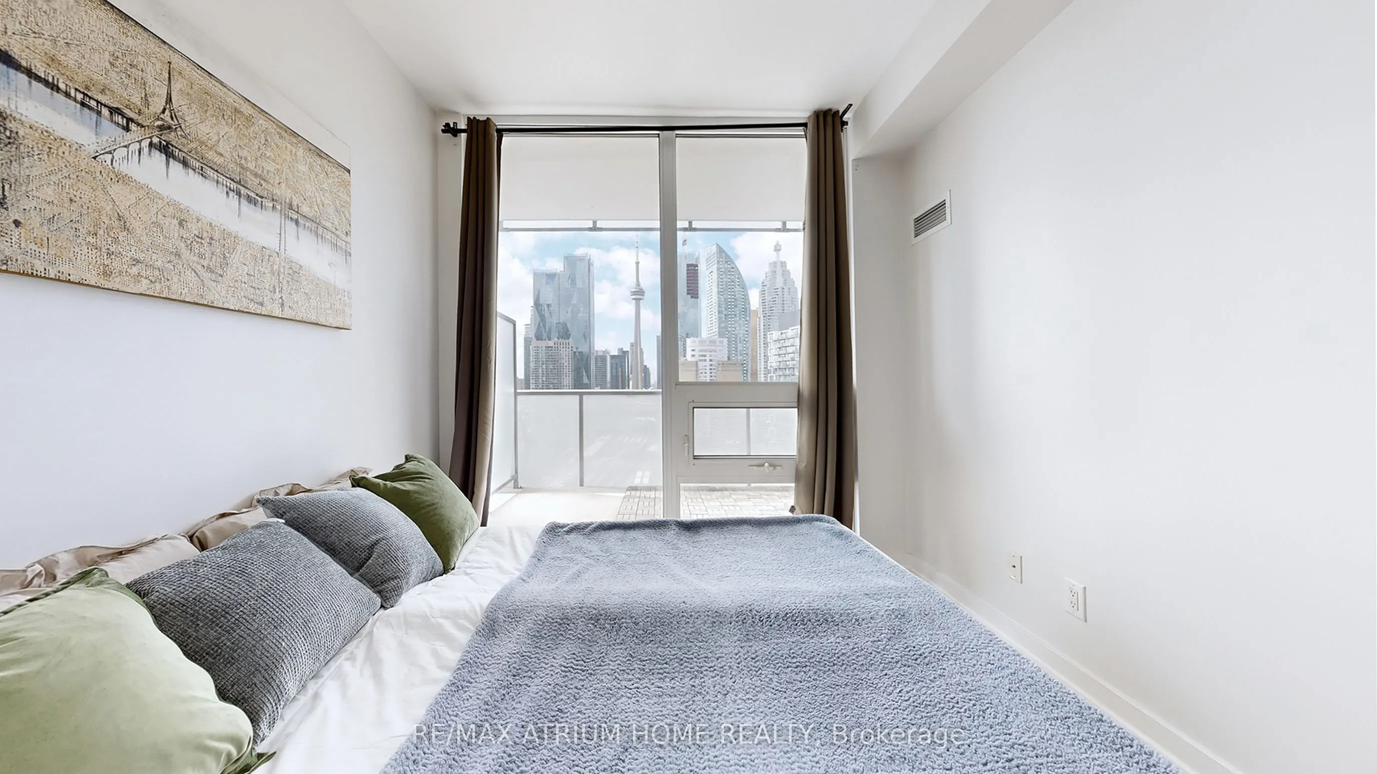 1 Market Street, #2213