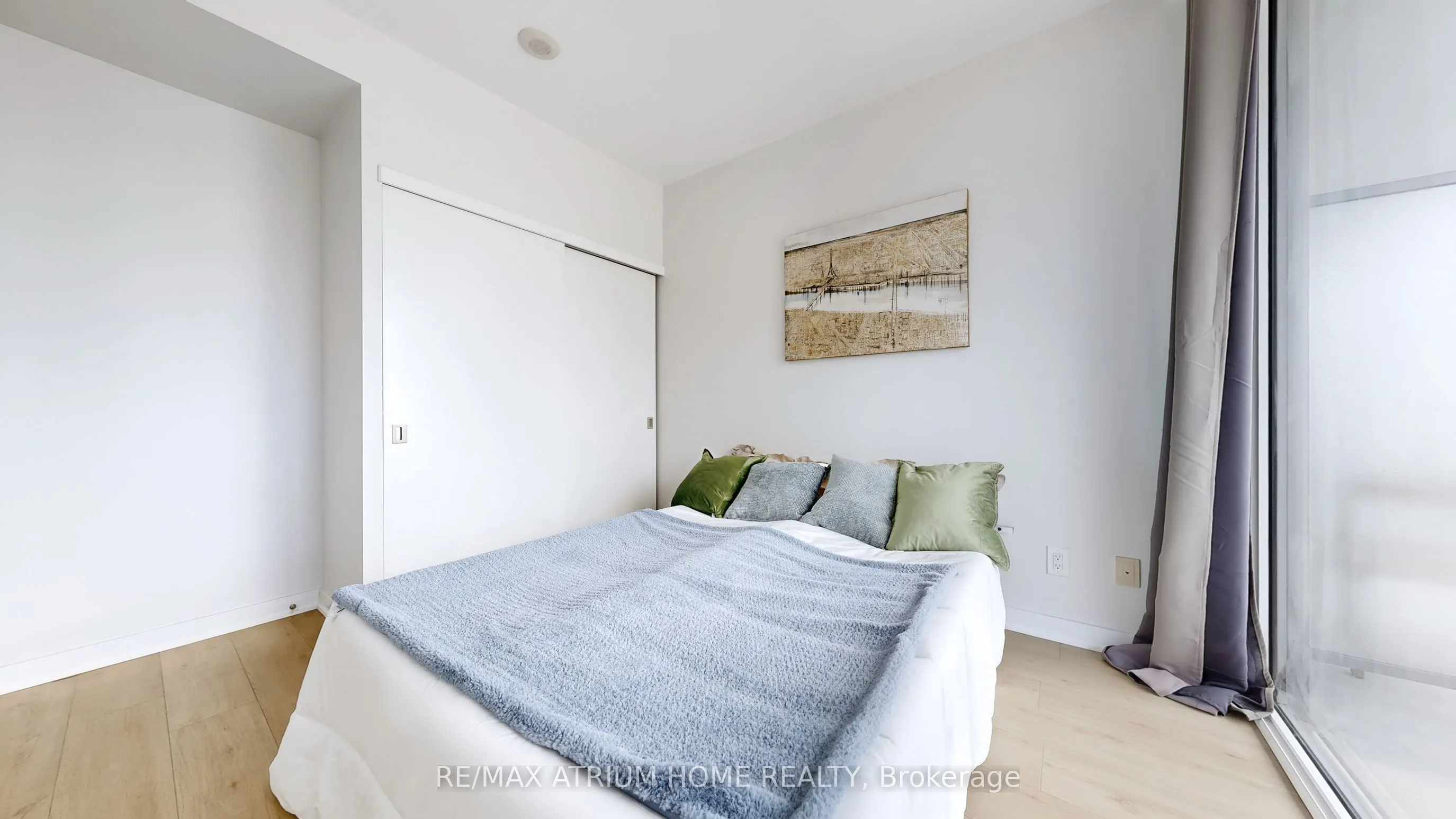 1 Market Street, #2213