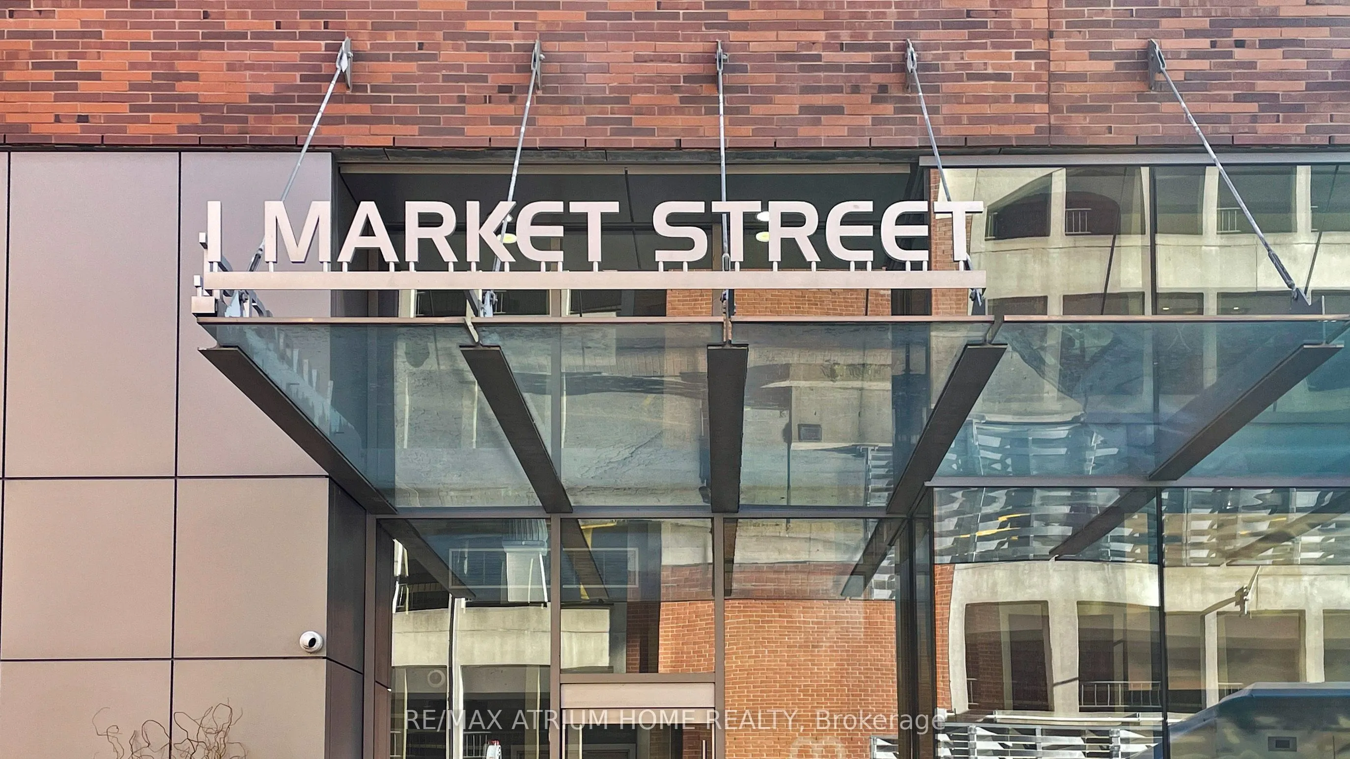 1 Market Street, #2213