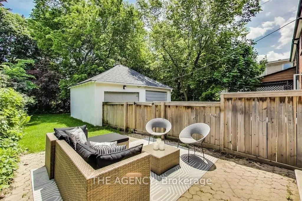 523 Soudan Avenue