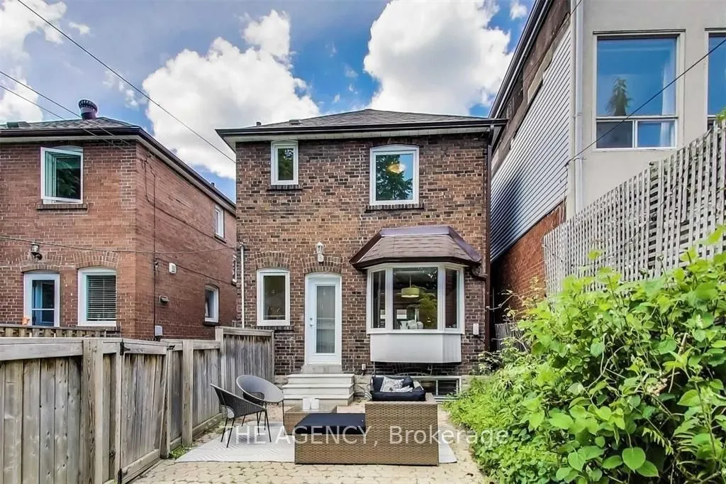 523 Soudan Avenue