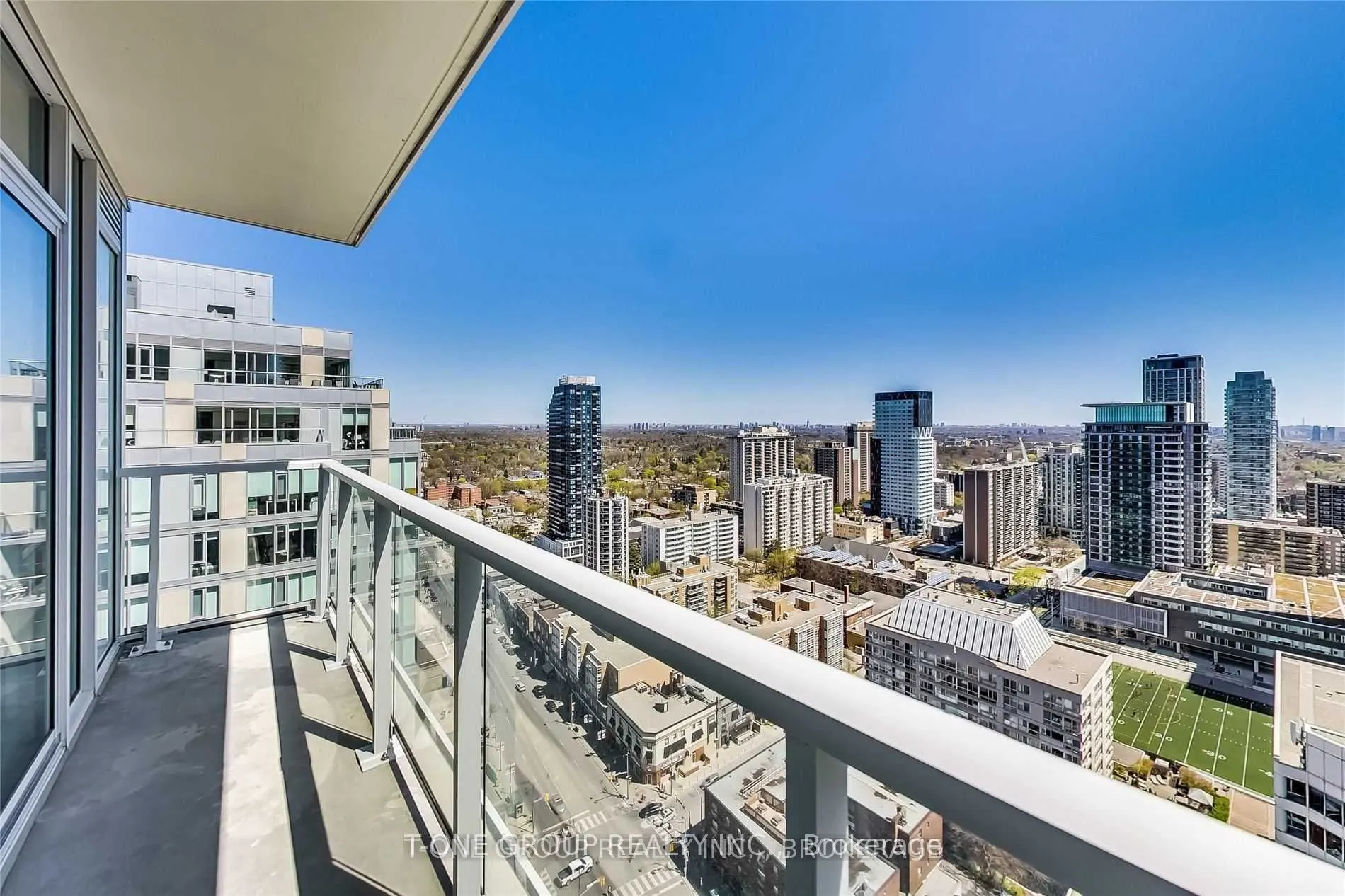 33 Helendale Avenue, #2304
