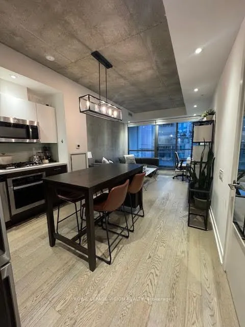 39 Brant Street, #702