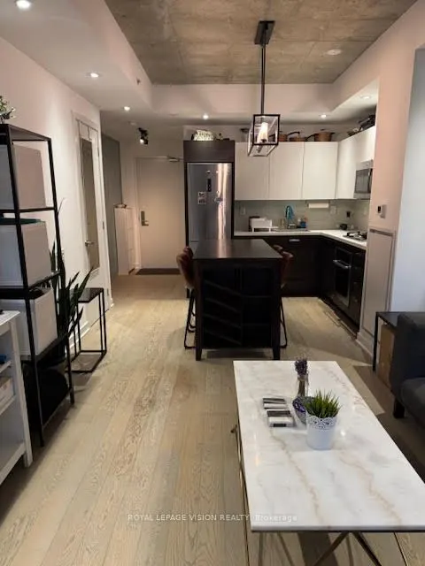 39 Brant Street, #702