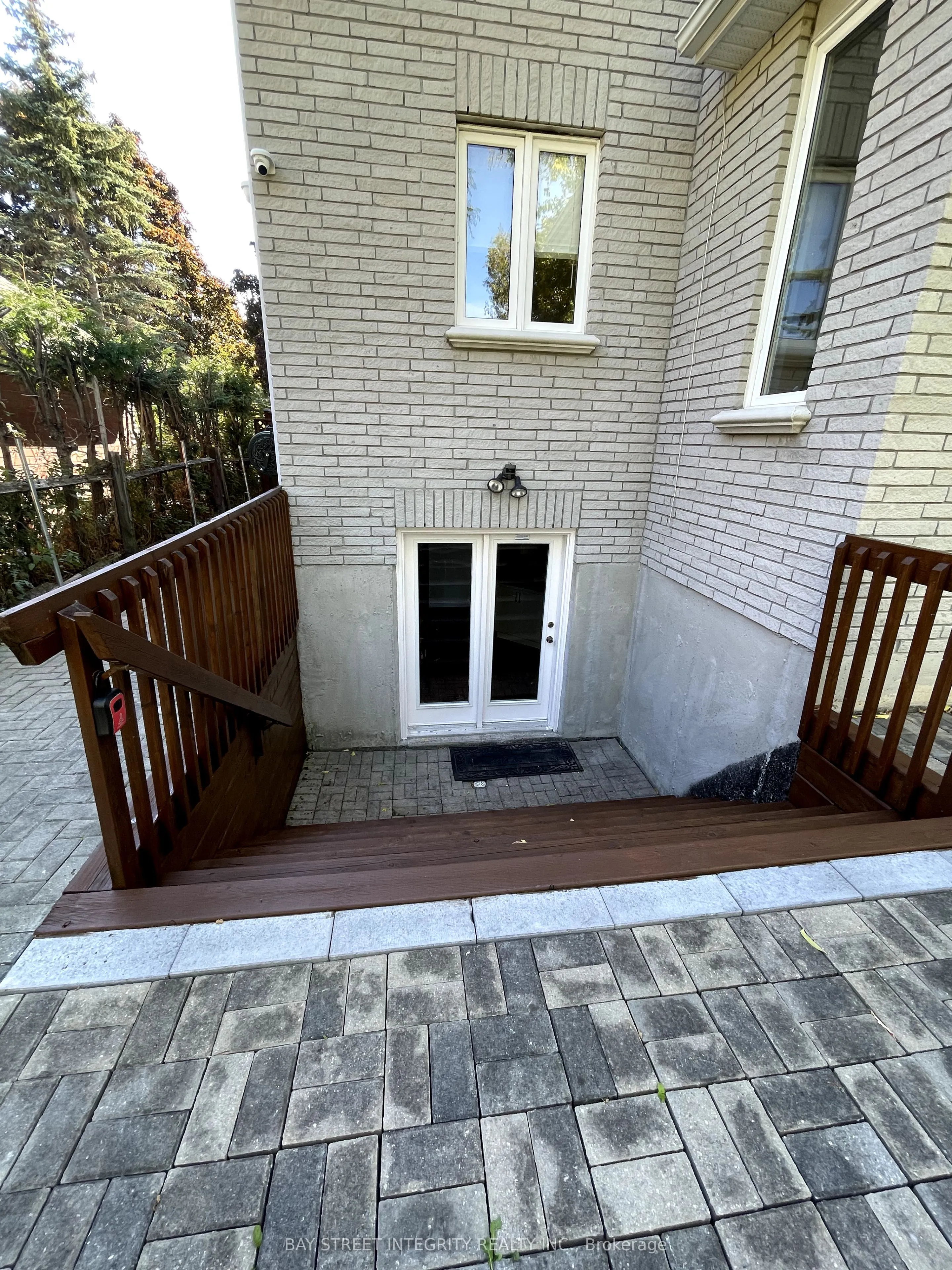 320 Drewry Avenue