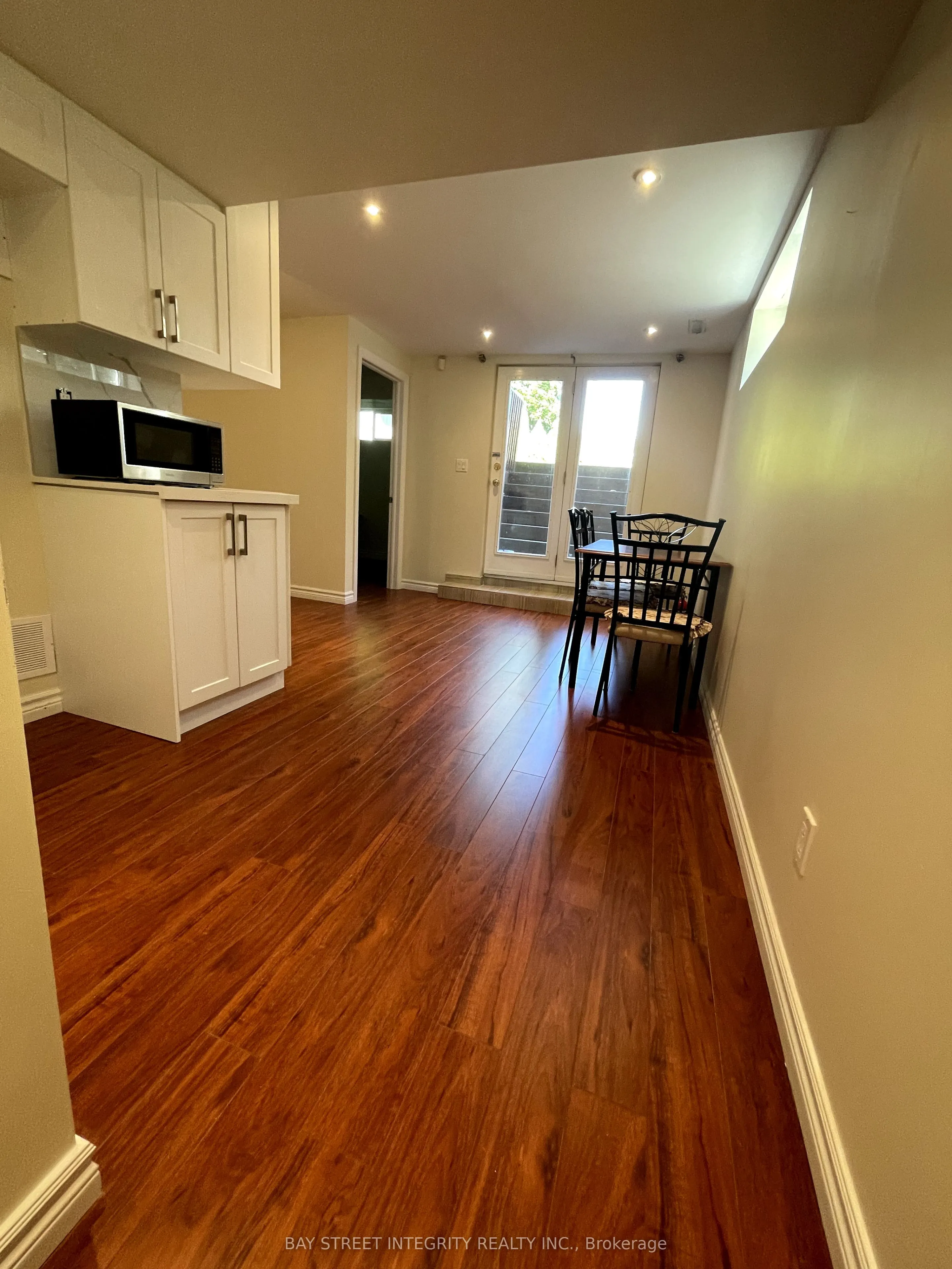 320 Drewry Avenue