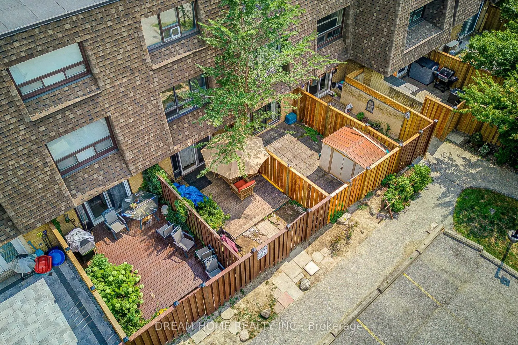 74 Upper Canada Drive, #6