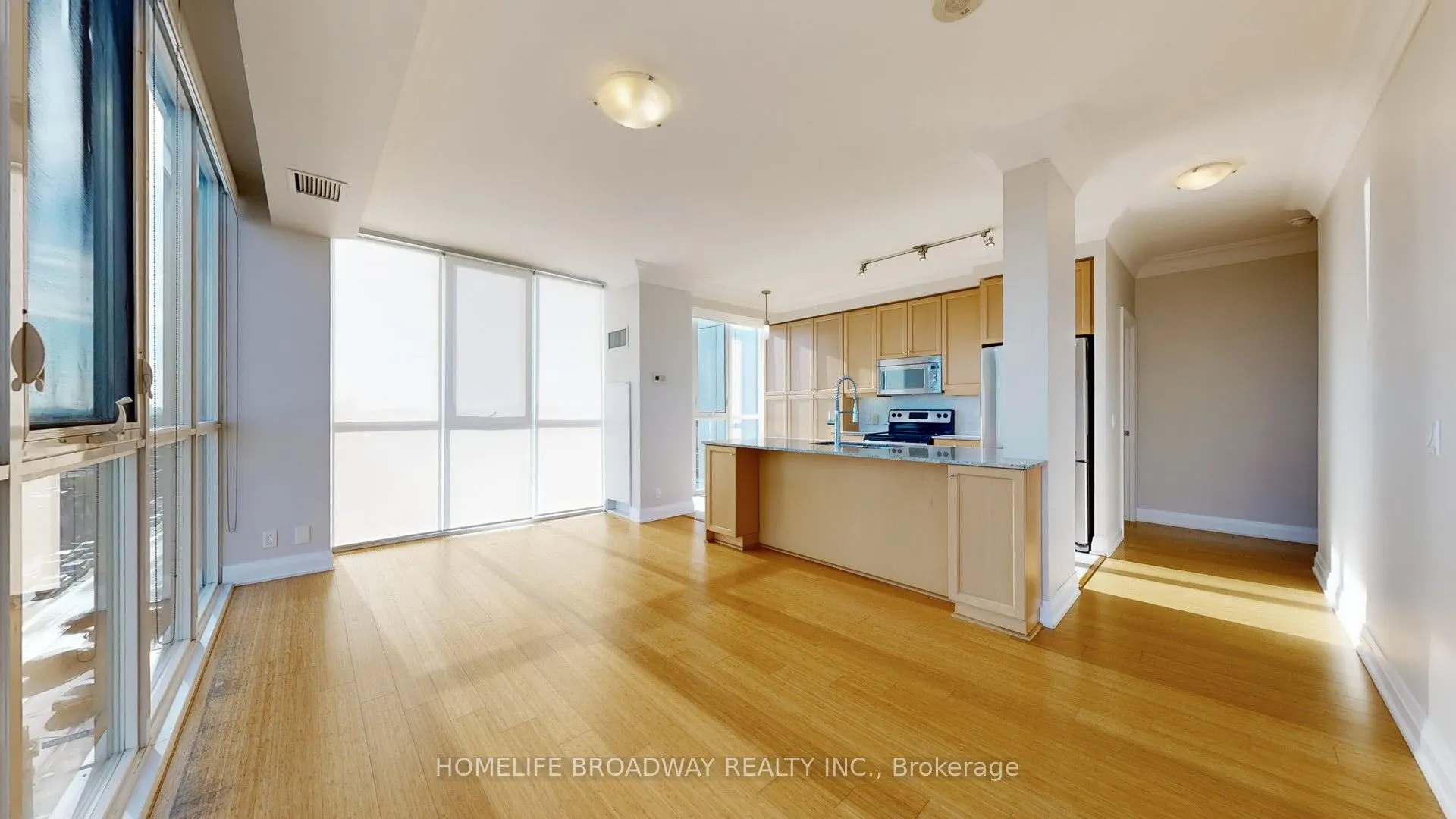 530 St Clair Avenue W, #608