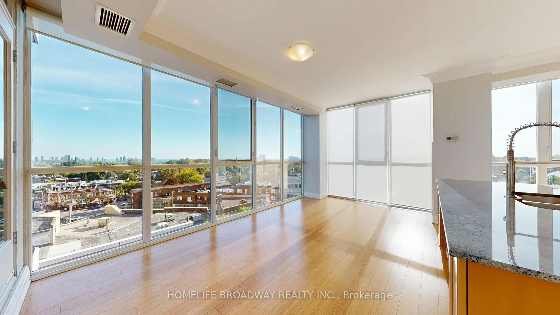 530 St Clair Avenue W, #608