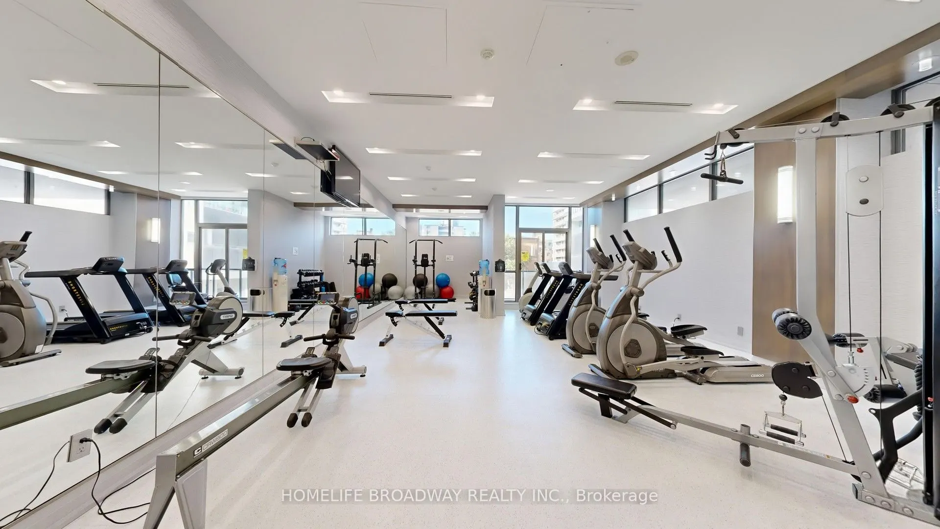 530 St Clair Avenue W, #608