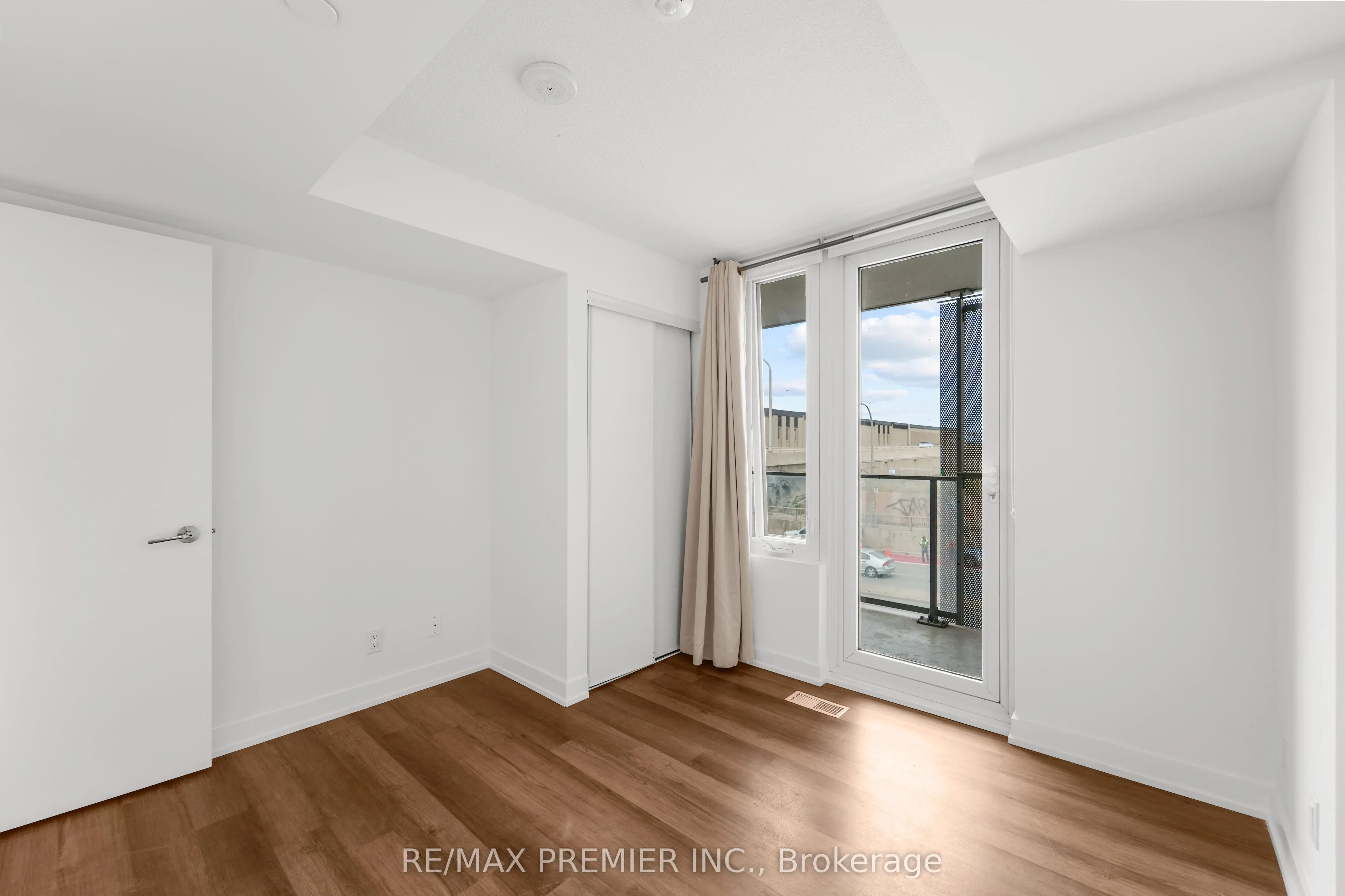 38 Monte Kwinter Court, #102