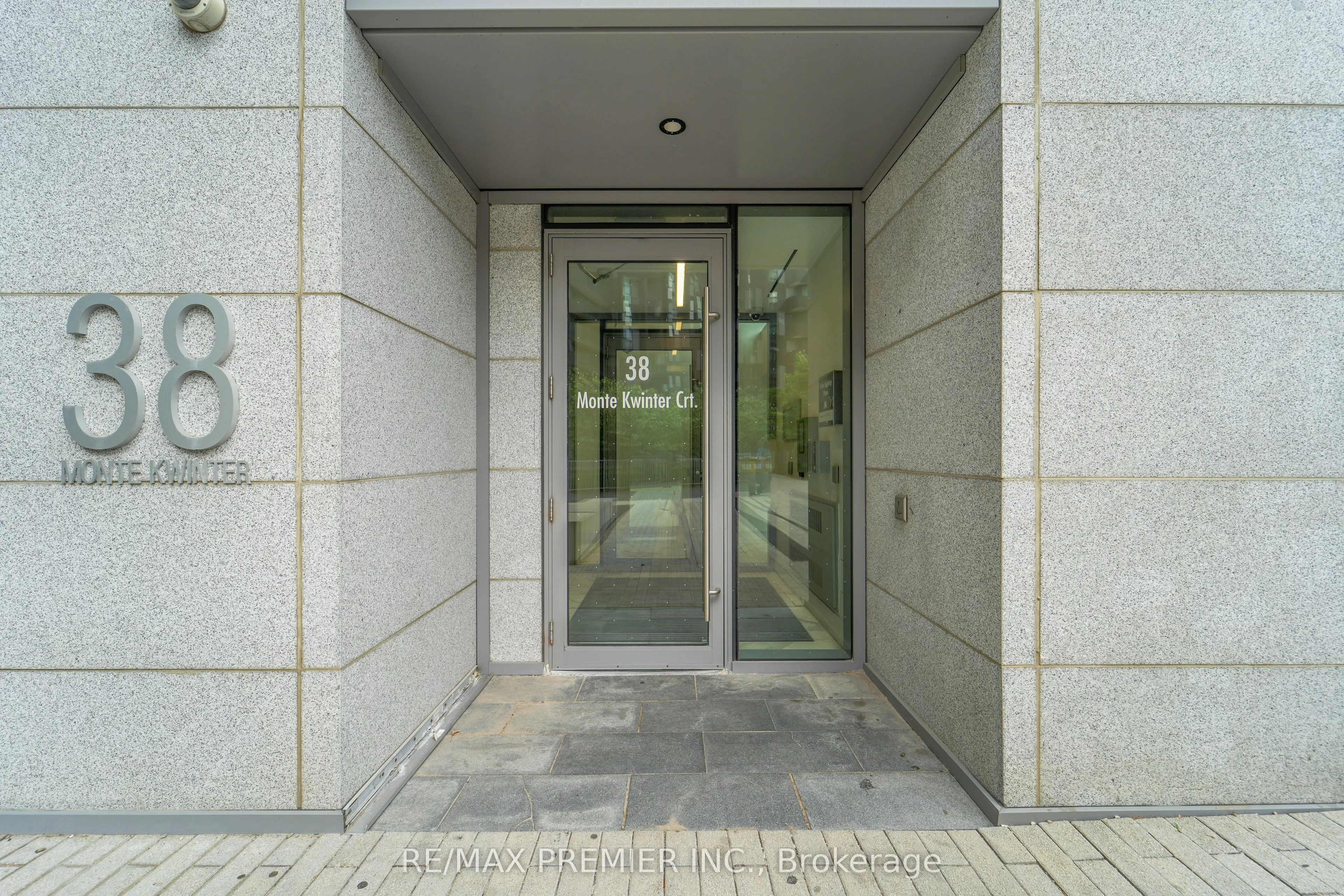 38 Monte Kwinter Court, #102