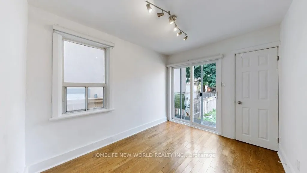 14 Franklin Avenue, #Main Fl