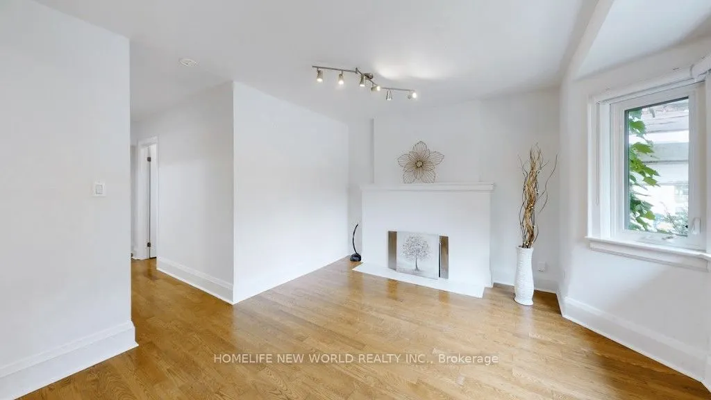 14 Franklin Avenue, #Main Fl