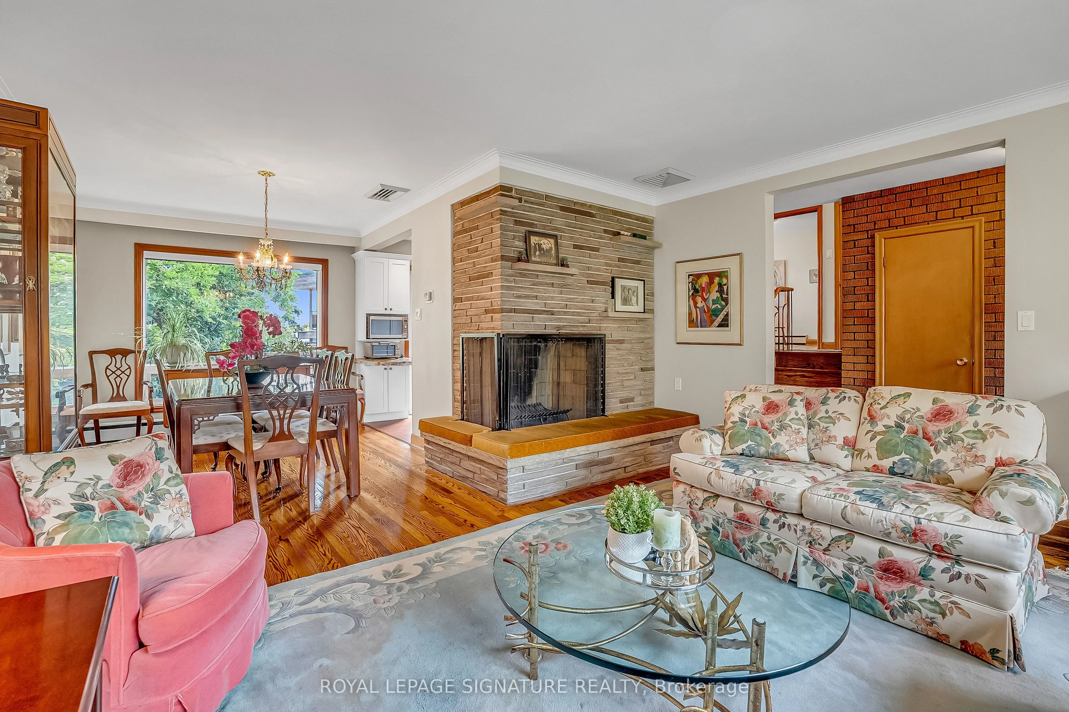 81 Broadlands Boulevard