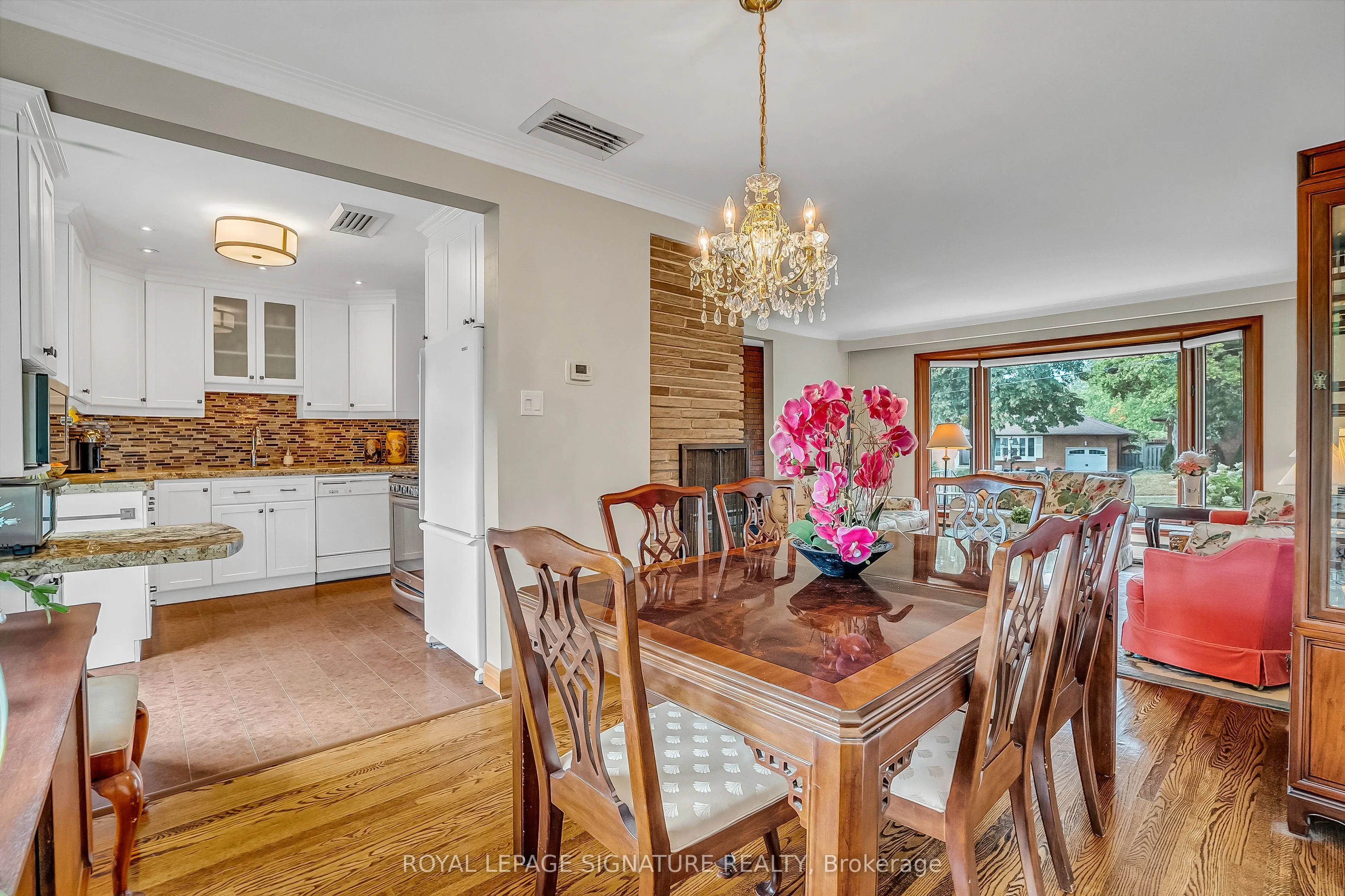 81 Broadlands Boulevard