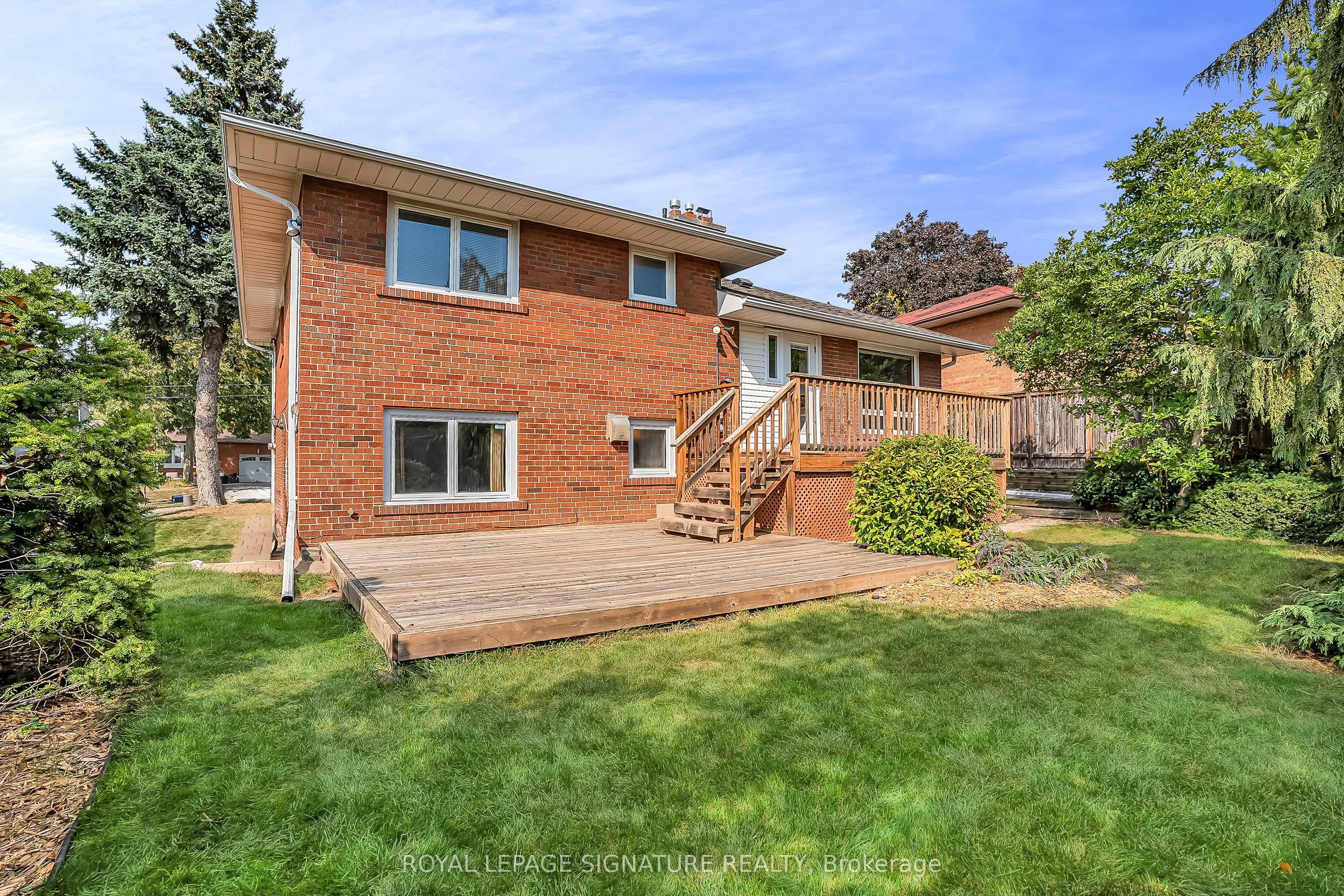 81 Broadlands Boulevard