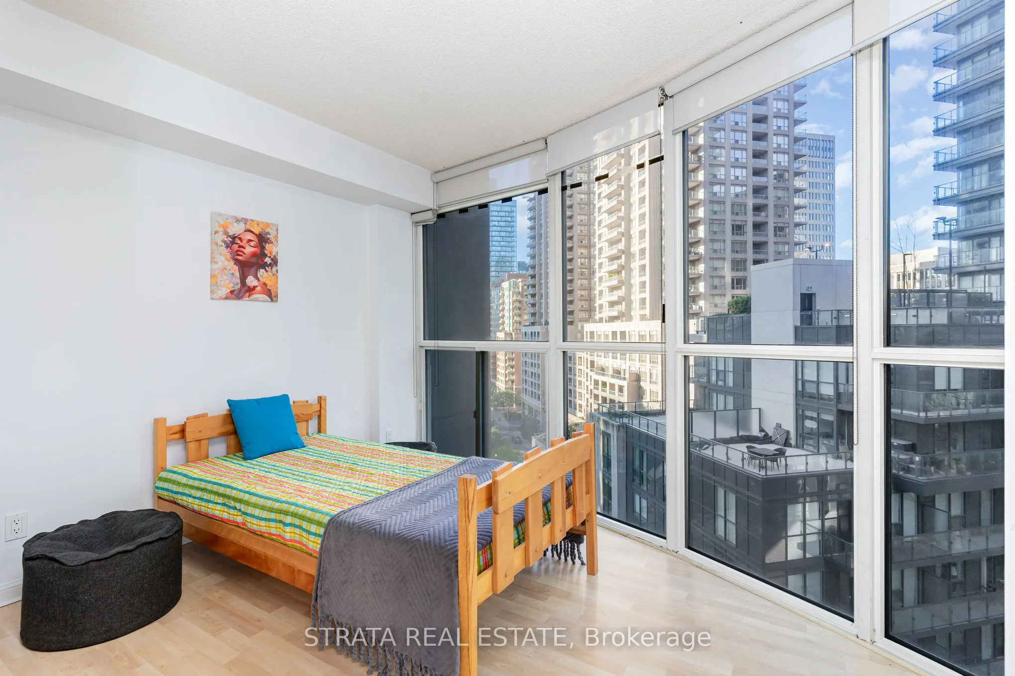 24 Wellesley Street W, #1004