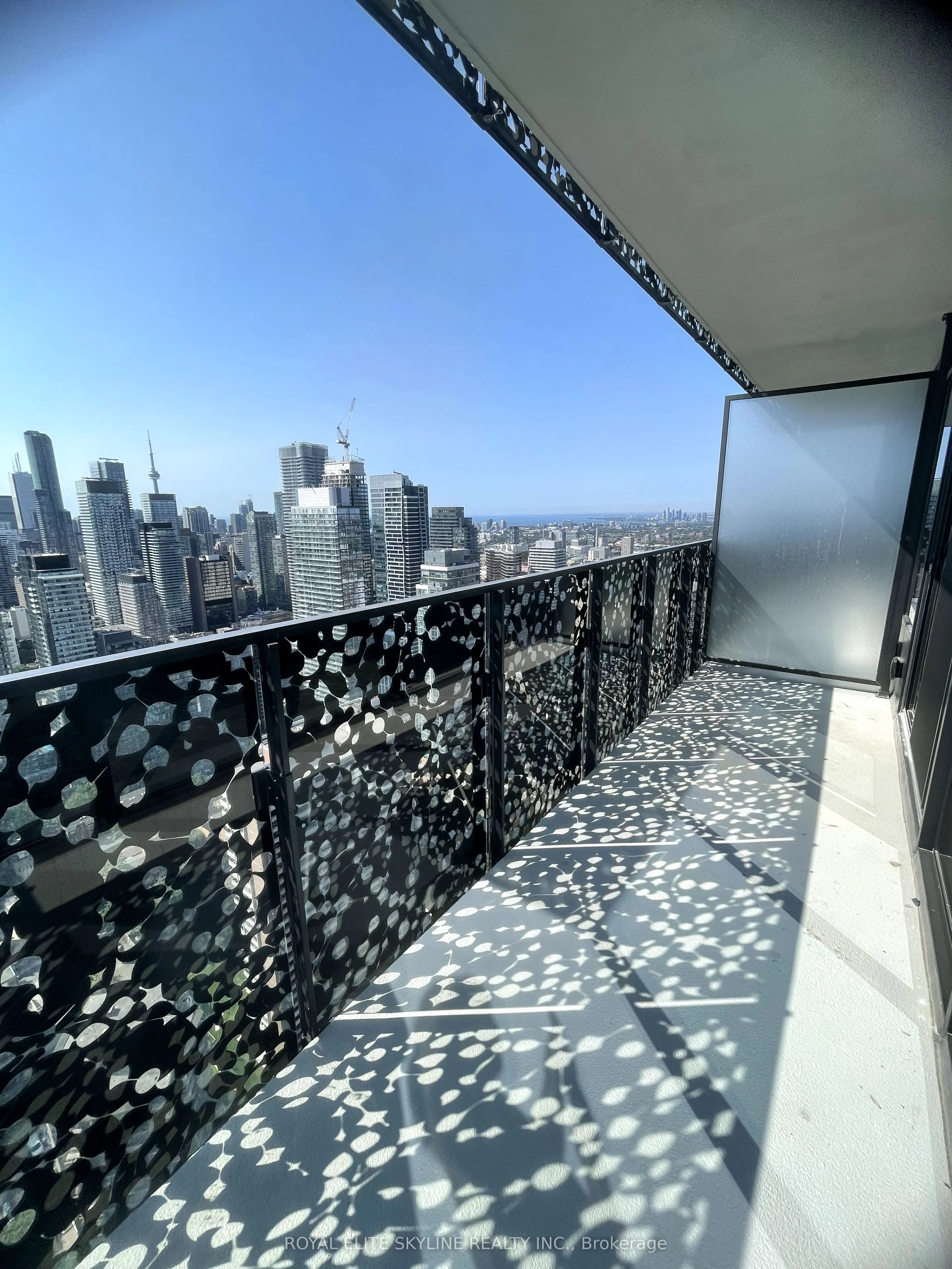 55 Charles Street E, #4302