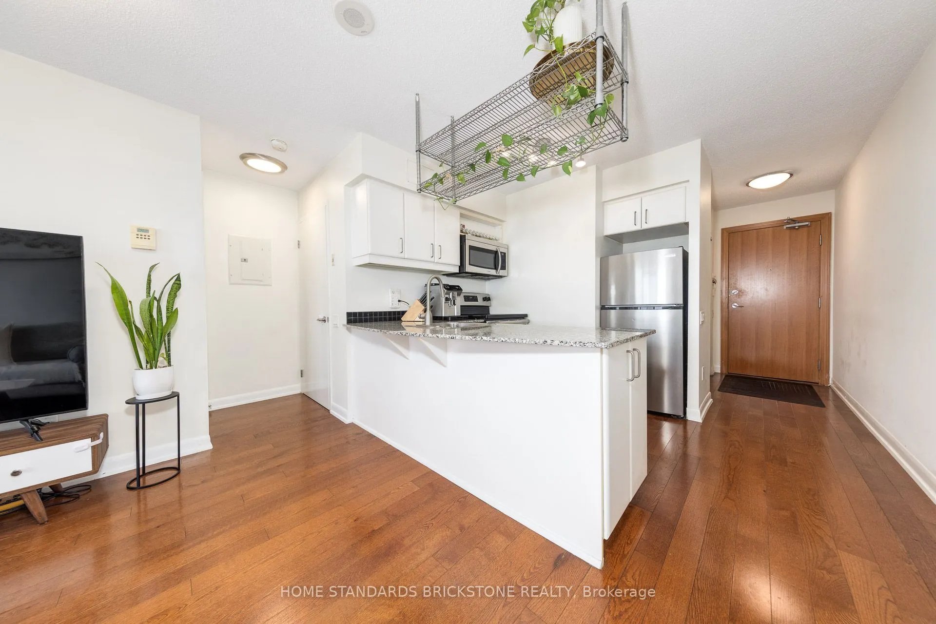 33 Sheppard Avenue E, #2712