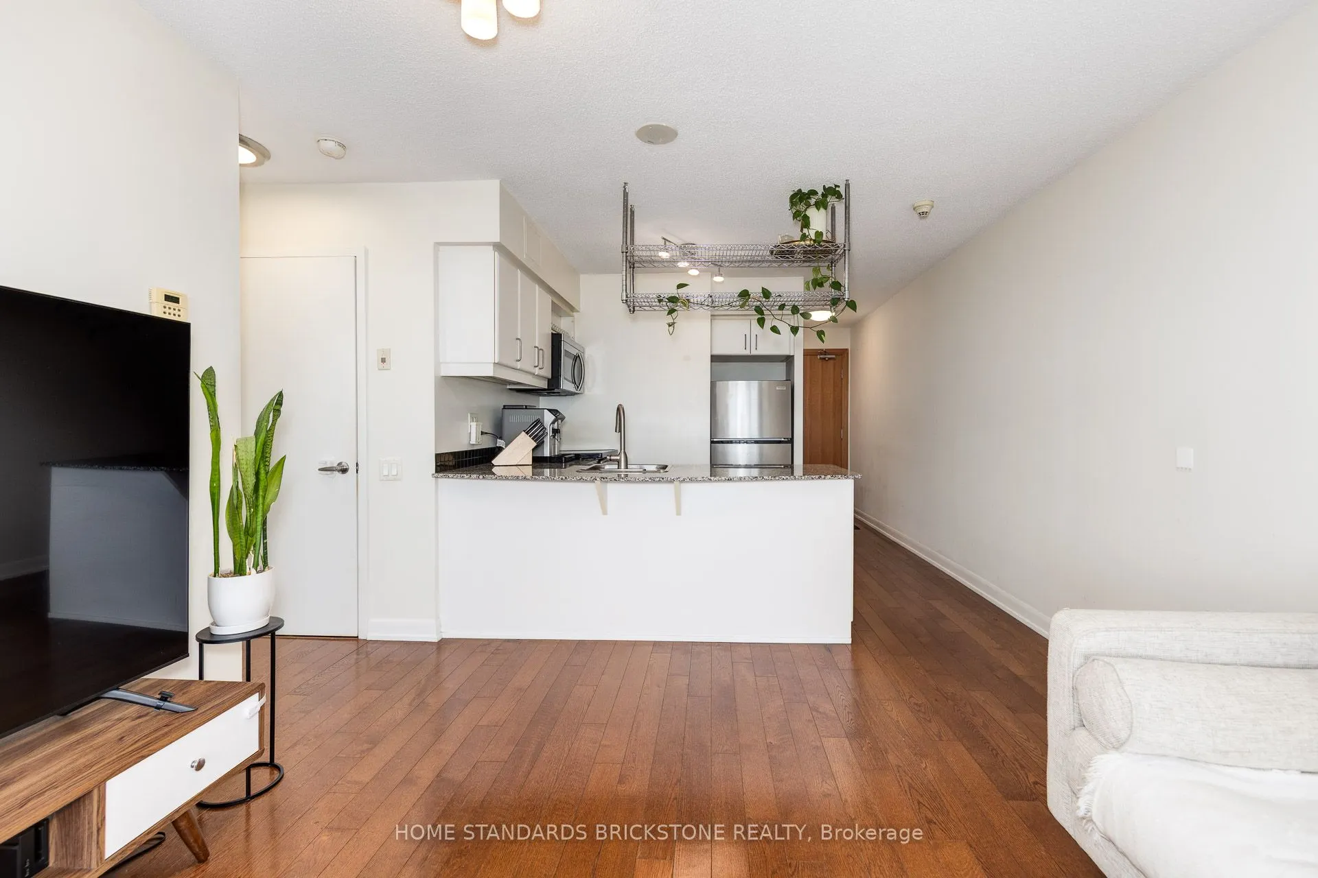 33 Sheppard Avenue E, #2712