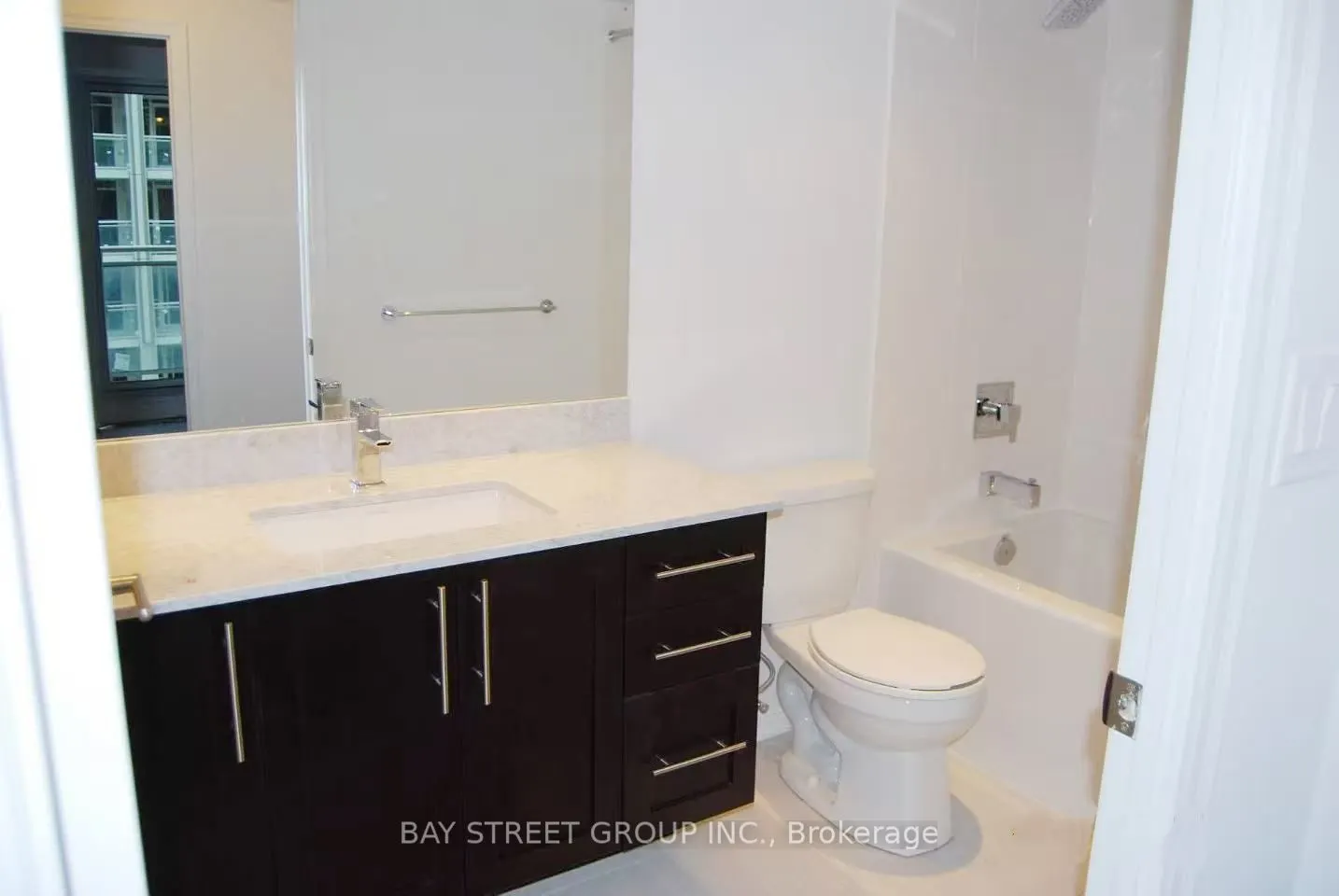 38 Grand Magazine Street, #1243