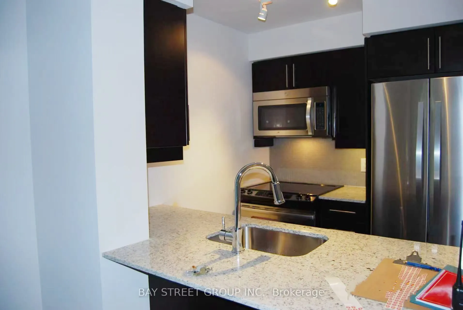 38 Grand Magazine Street, #1243