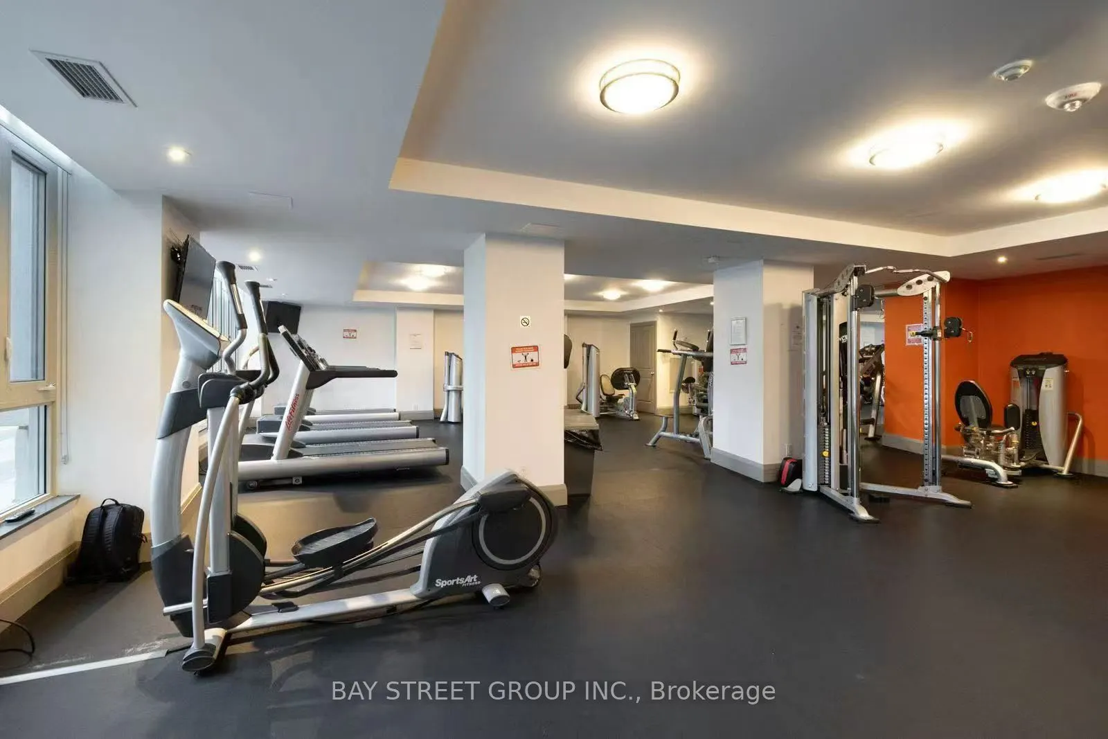 38 Grand Magazine Street, #1243