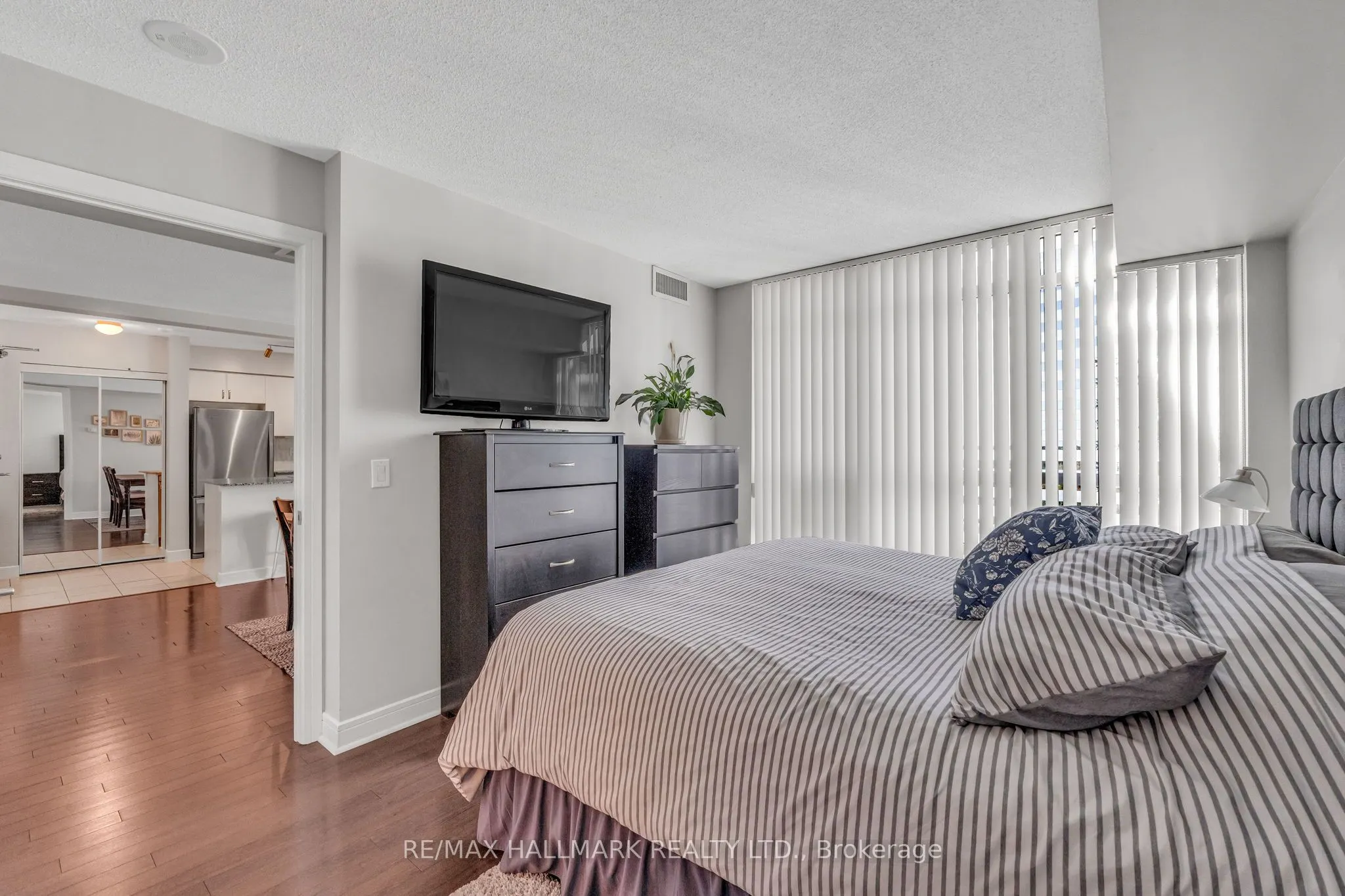 35 Bales Avenue, #1216