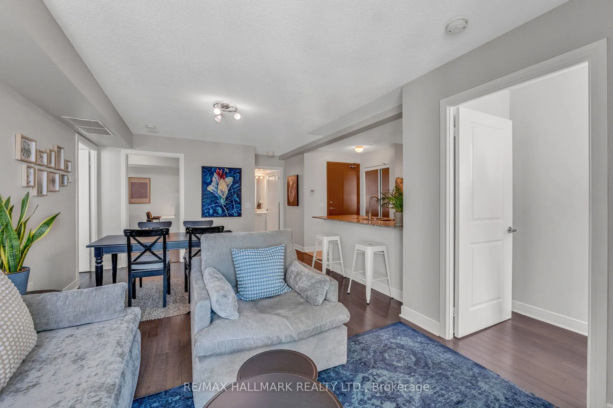 35 Bales Avenue, #1216