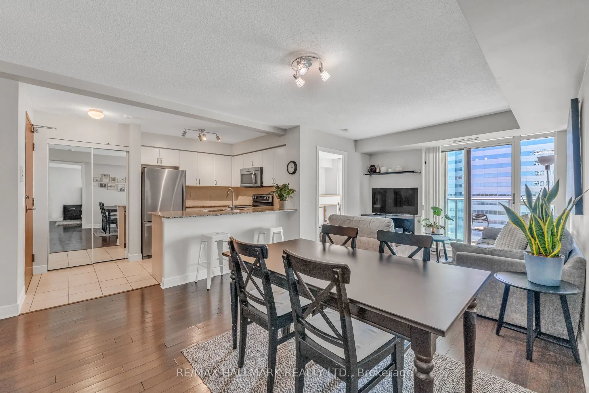 35 Bales Avenue, #1216